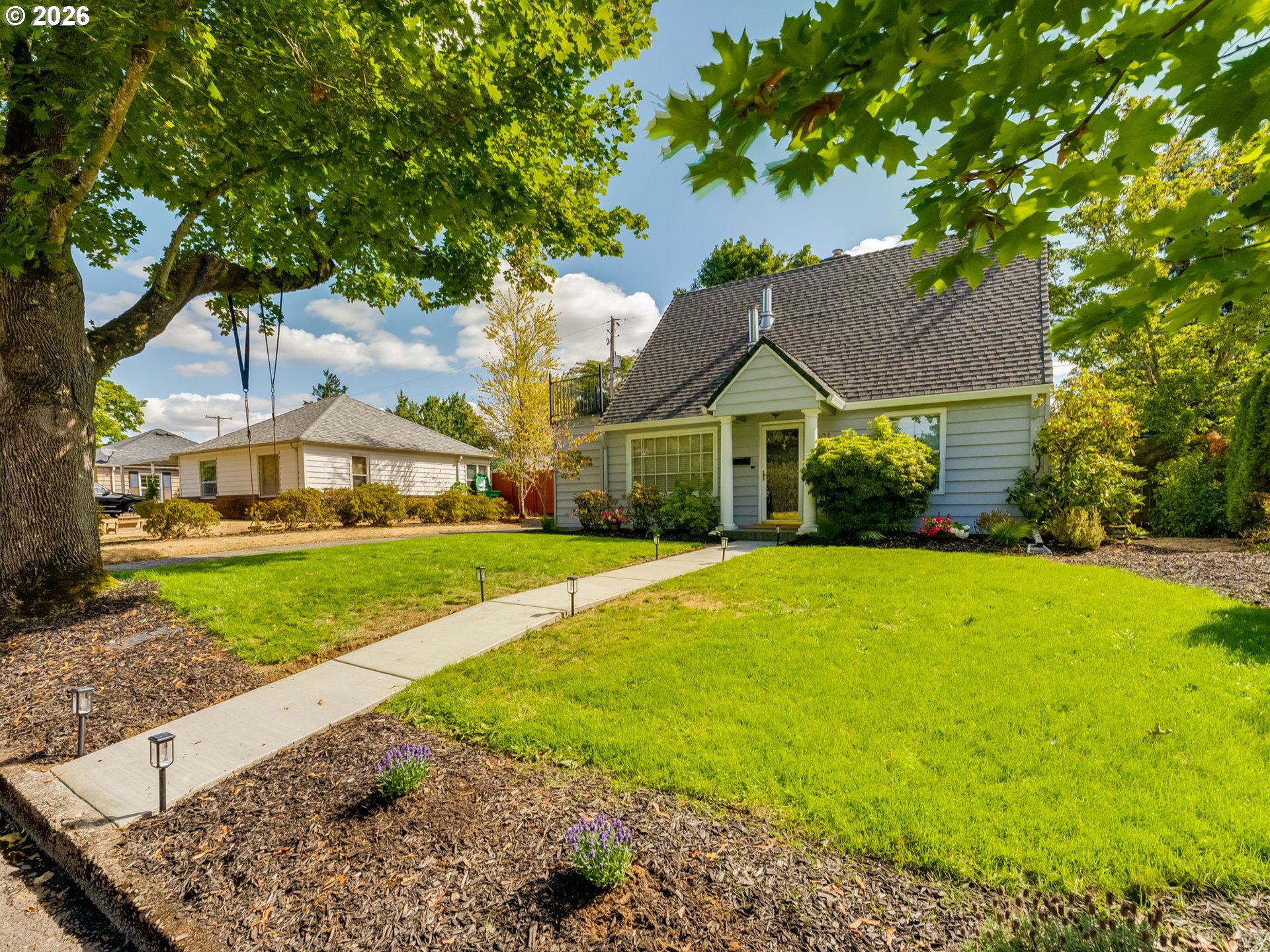 4001 NW GRANT ST, Vancouver, WA 98660, photo 2 of 48