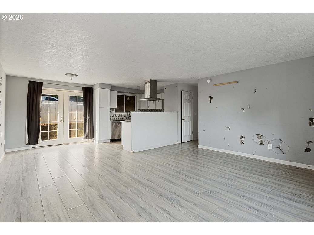 6910 SE 92ND AVE, Portland, OR 97266, photo 7 of 30