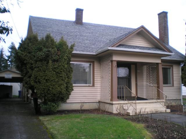 2133 N Willamette Blvd