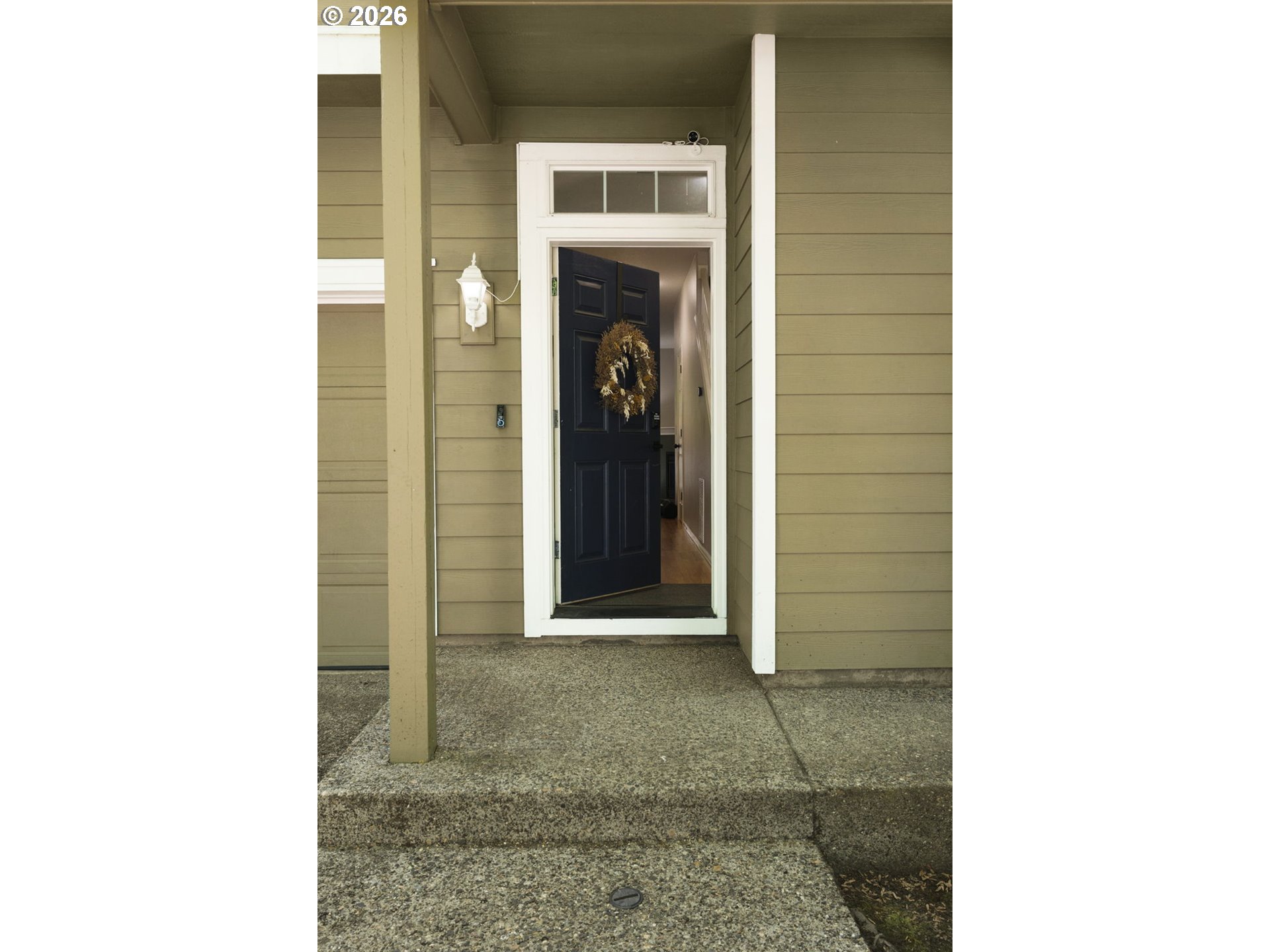 7548 NE CALLAN CT, Hillsboro, OR 97124, photo 2 of 28