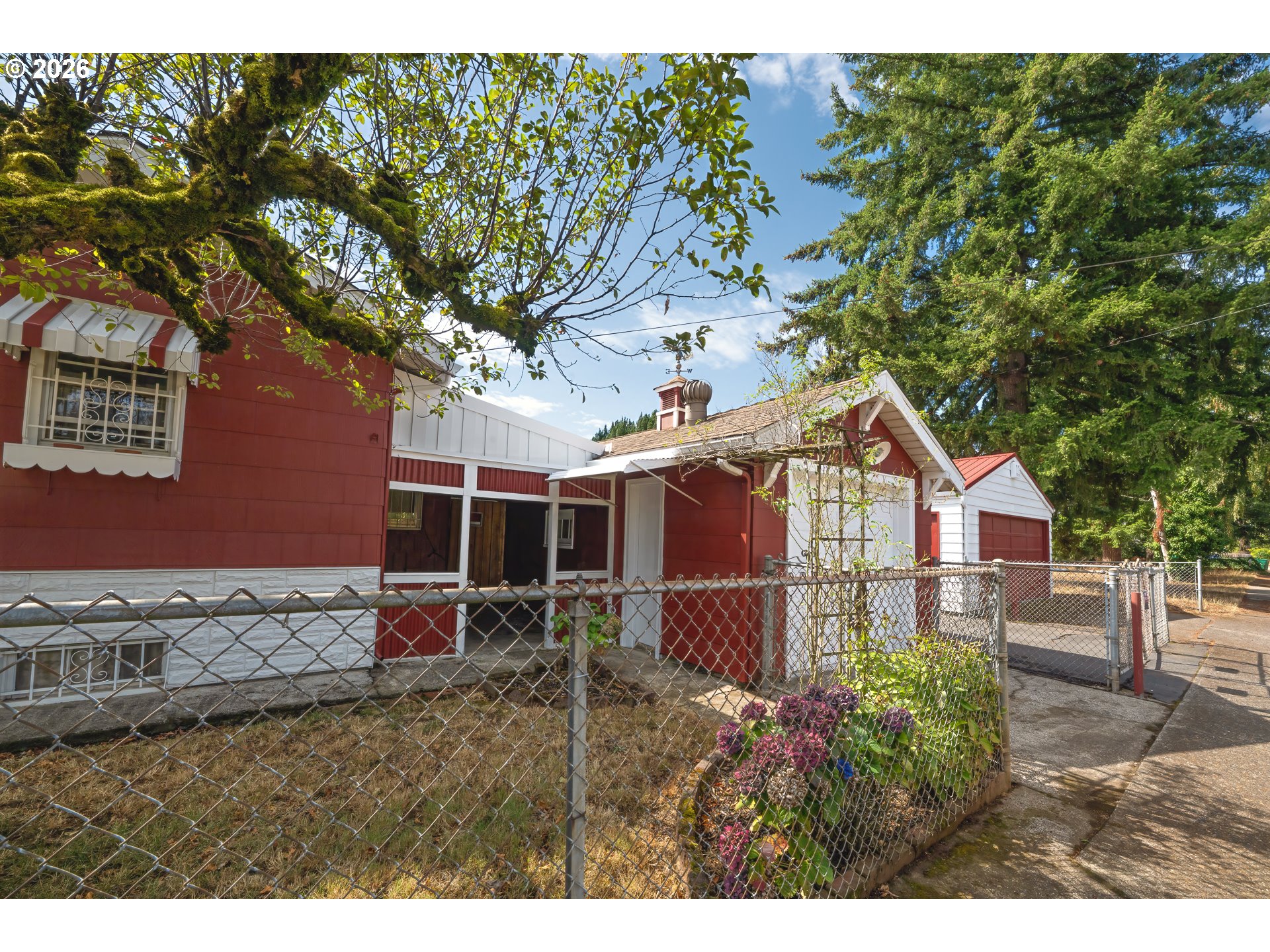 4905 SE 122ND AVE, Portland, OR 97236, photo 4 of 20