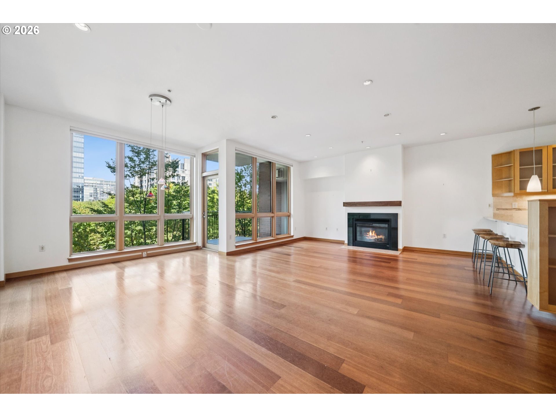 1030 NW Johnson ST 323, Portland, OR 97209, photo 4 of 44