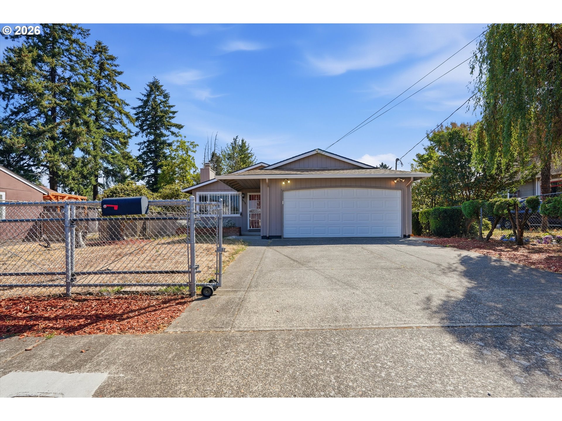 6518 SE 93RD AVE, Portland, OR 97266, photo 2 of 35