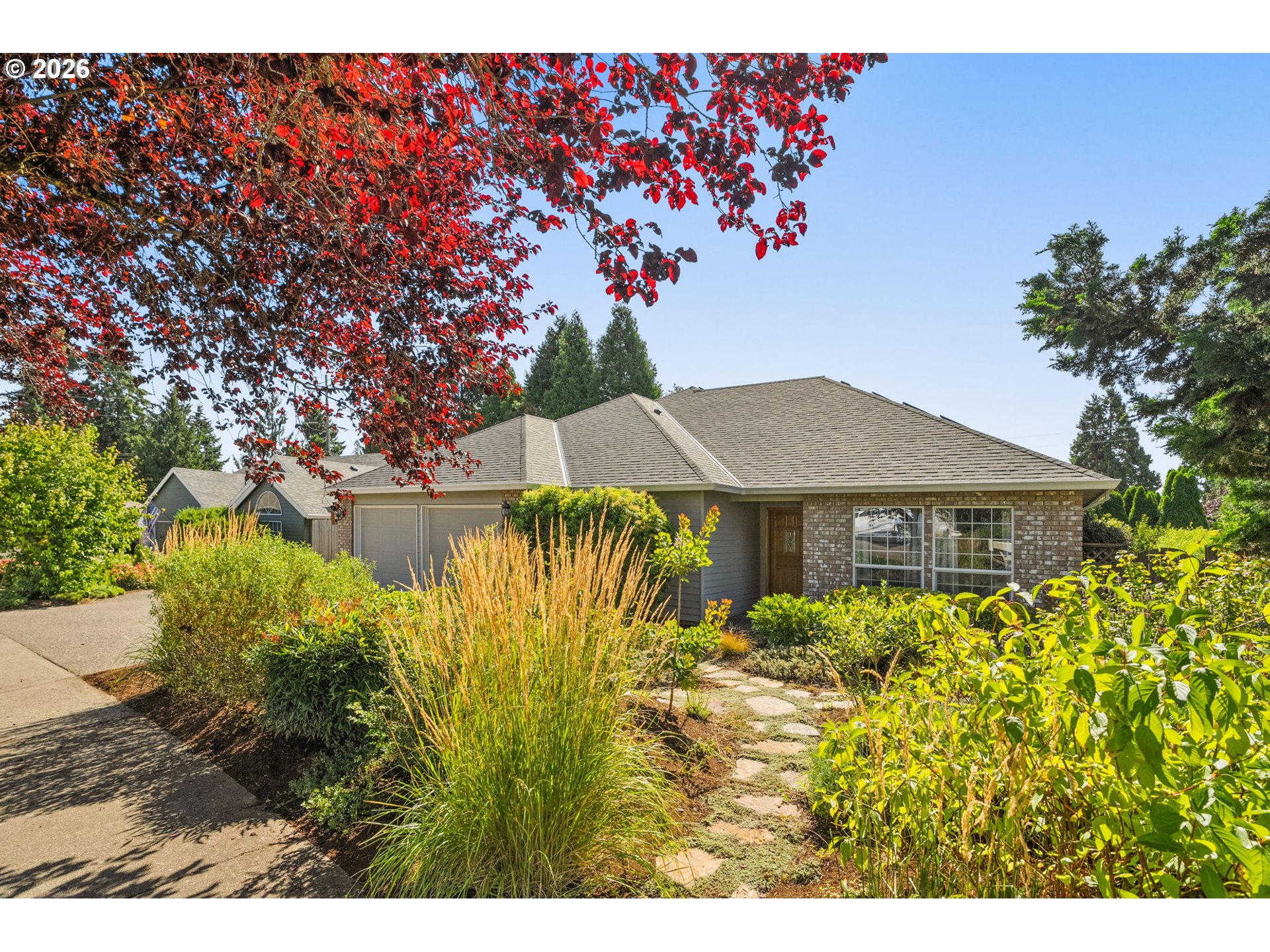 19290 CAPTAINS CT, Oregon City, OR 97045, photo 2 of 40