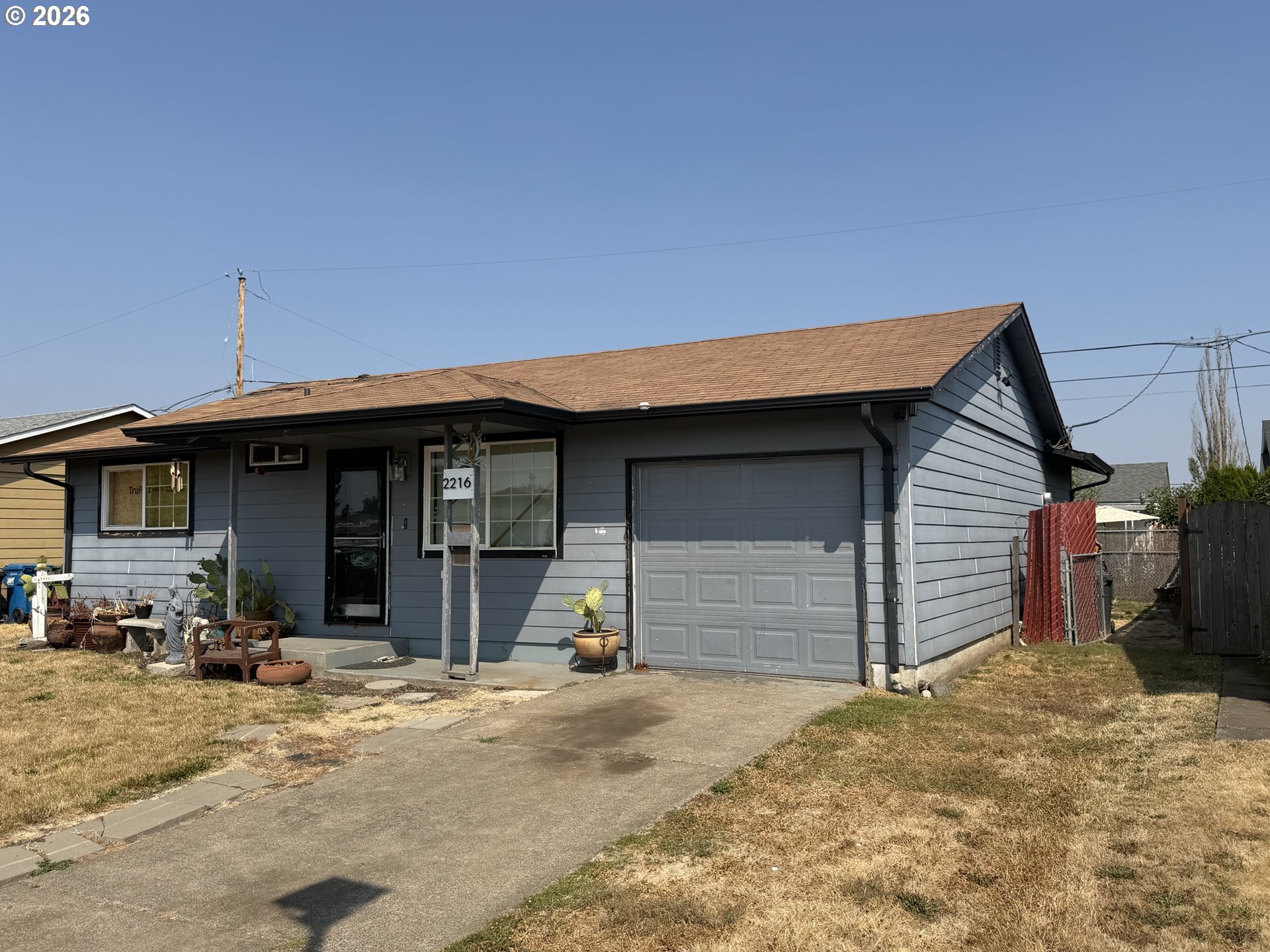 2216 COUNTRY CLUB RD, Woodburn, OR 97071, photo 3 of 16