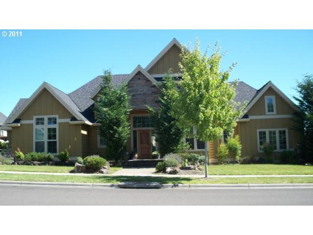 3429 Forest Gale Dr