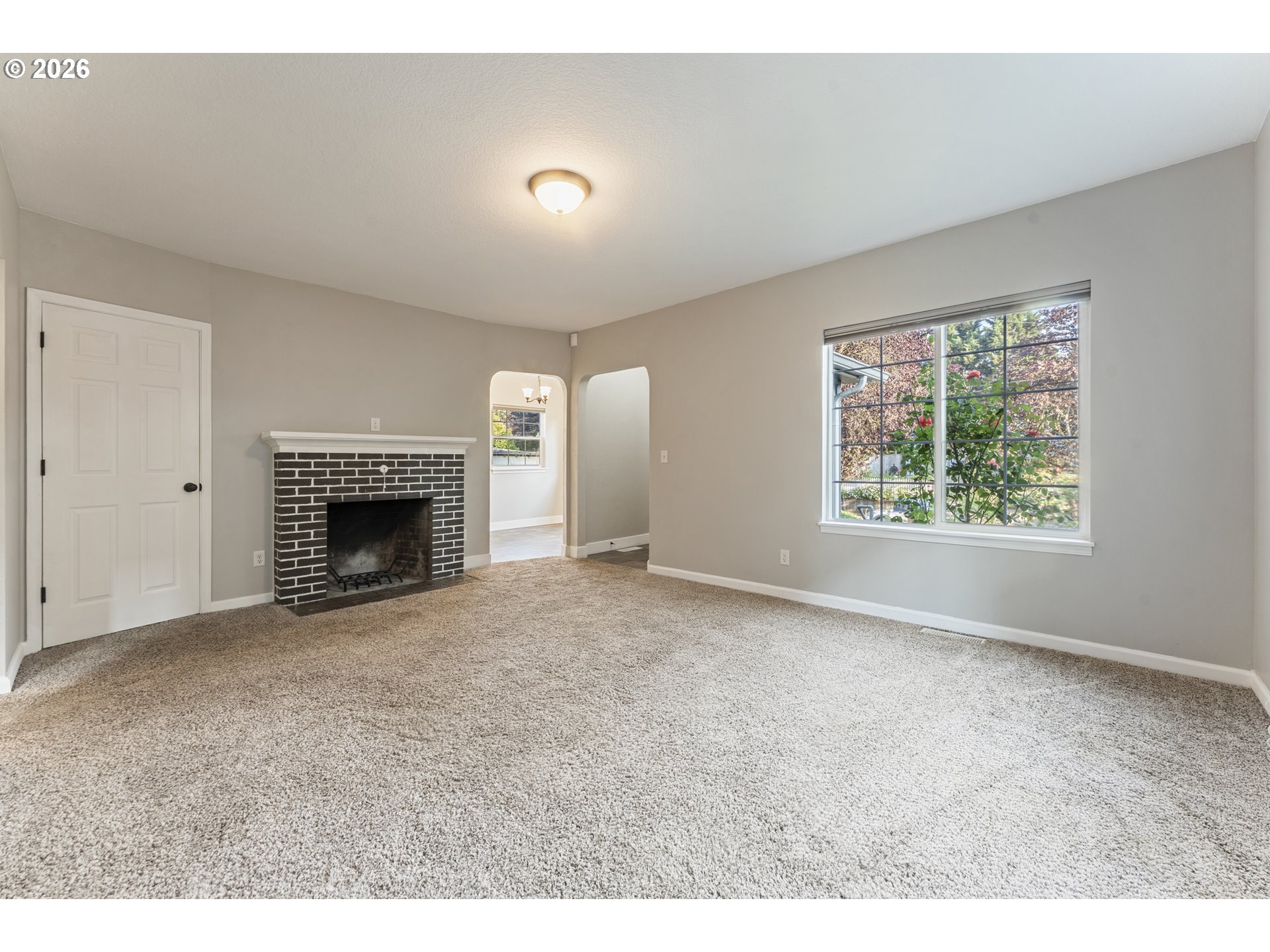 900 W 16TH ST, Vancouver, WA 98660, photo 4 of 19