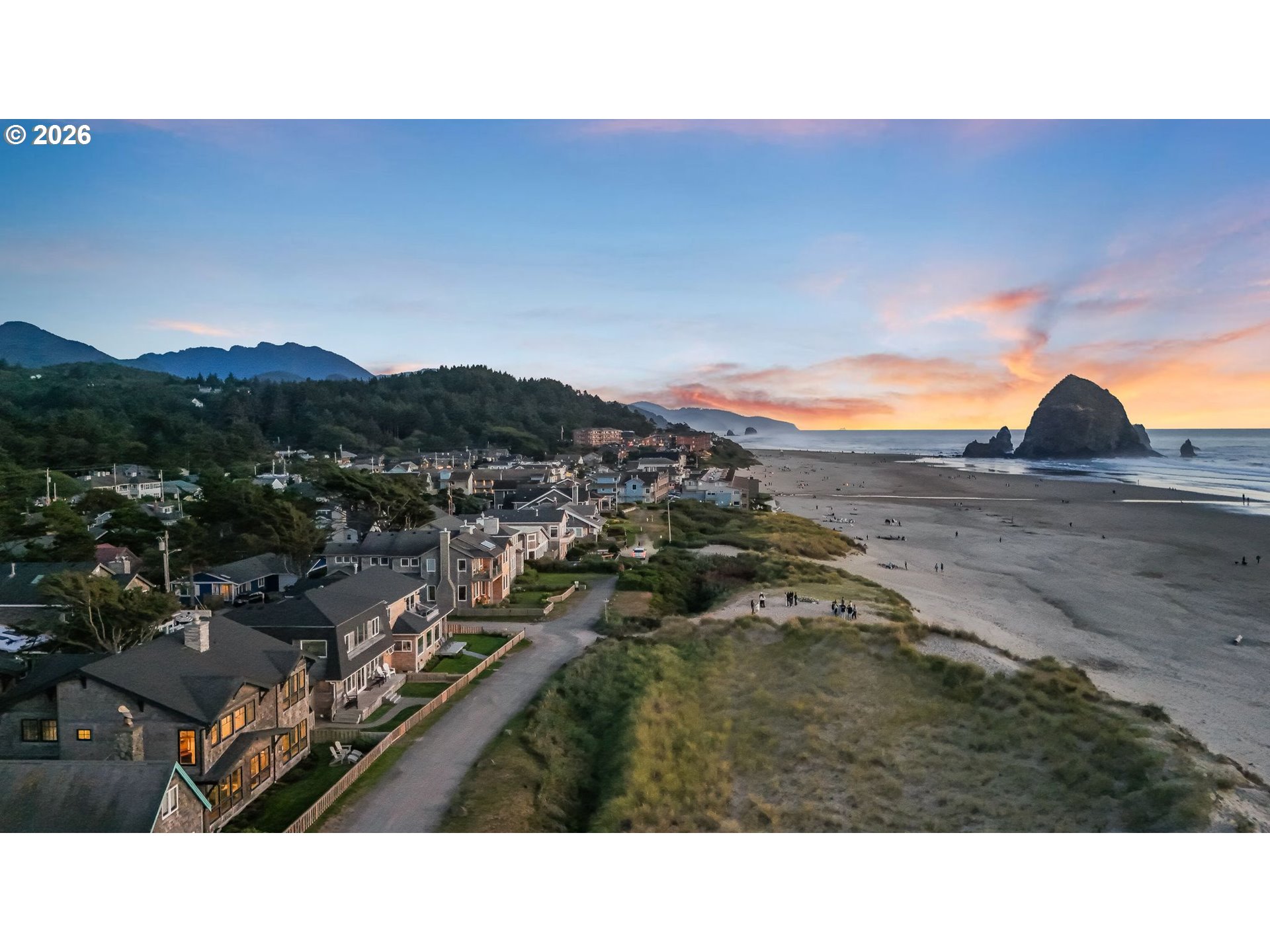 763 S OCEAN AVE, Cannon Beach, OR 97110, photo 6 of 48