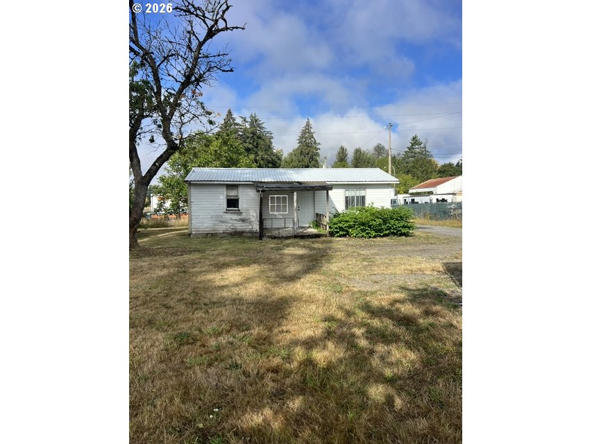 21707 NE 10TH AVE, Ridgefield, WA 98642, photo 2 of 9