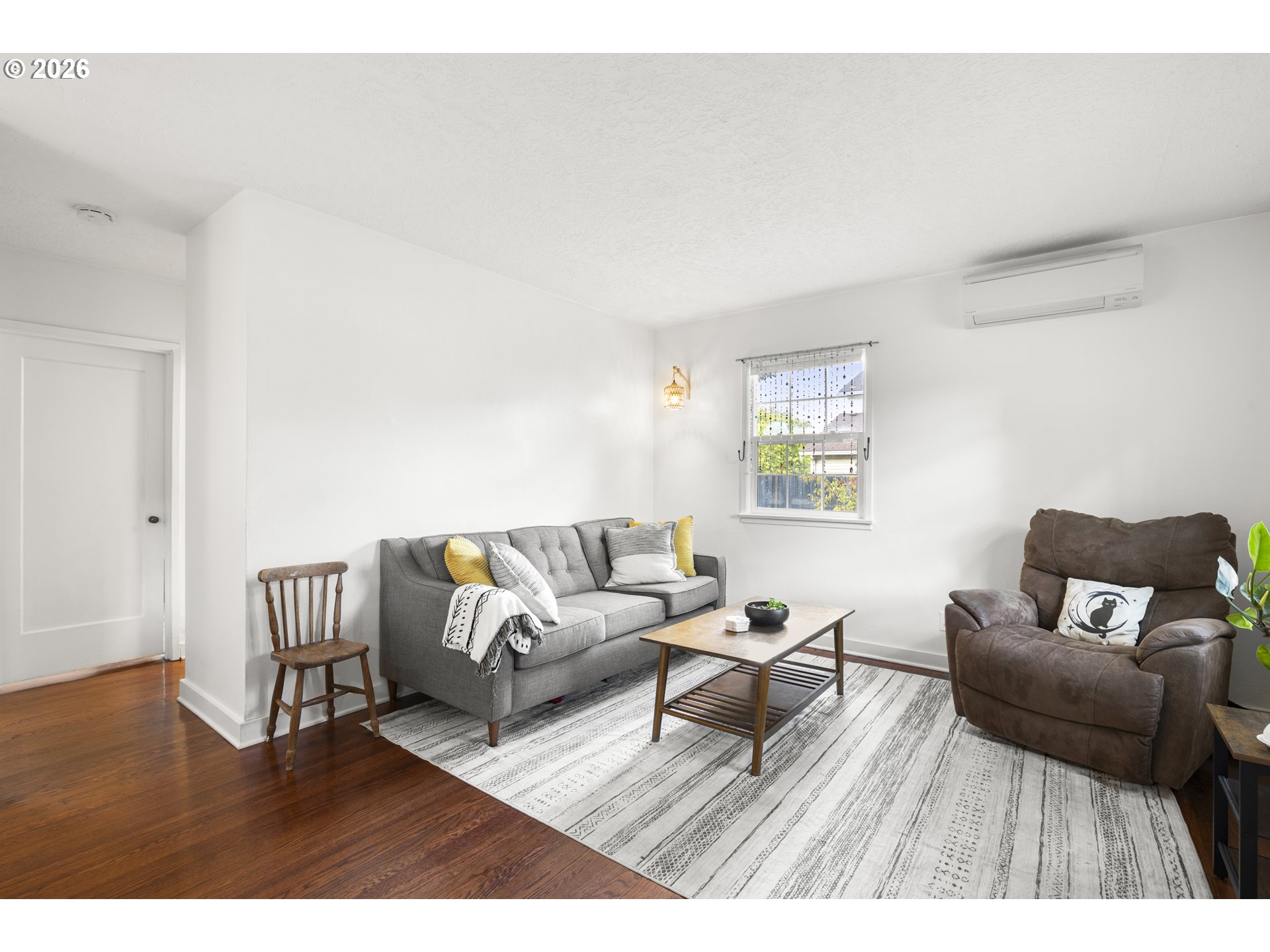 9585 N POLK AVE, Portland, OR 97203, photo 7 of 42