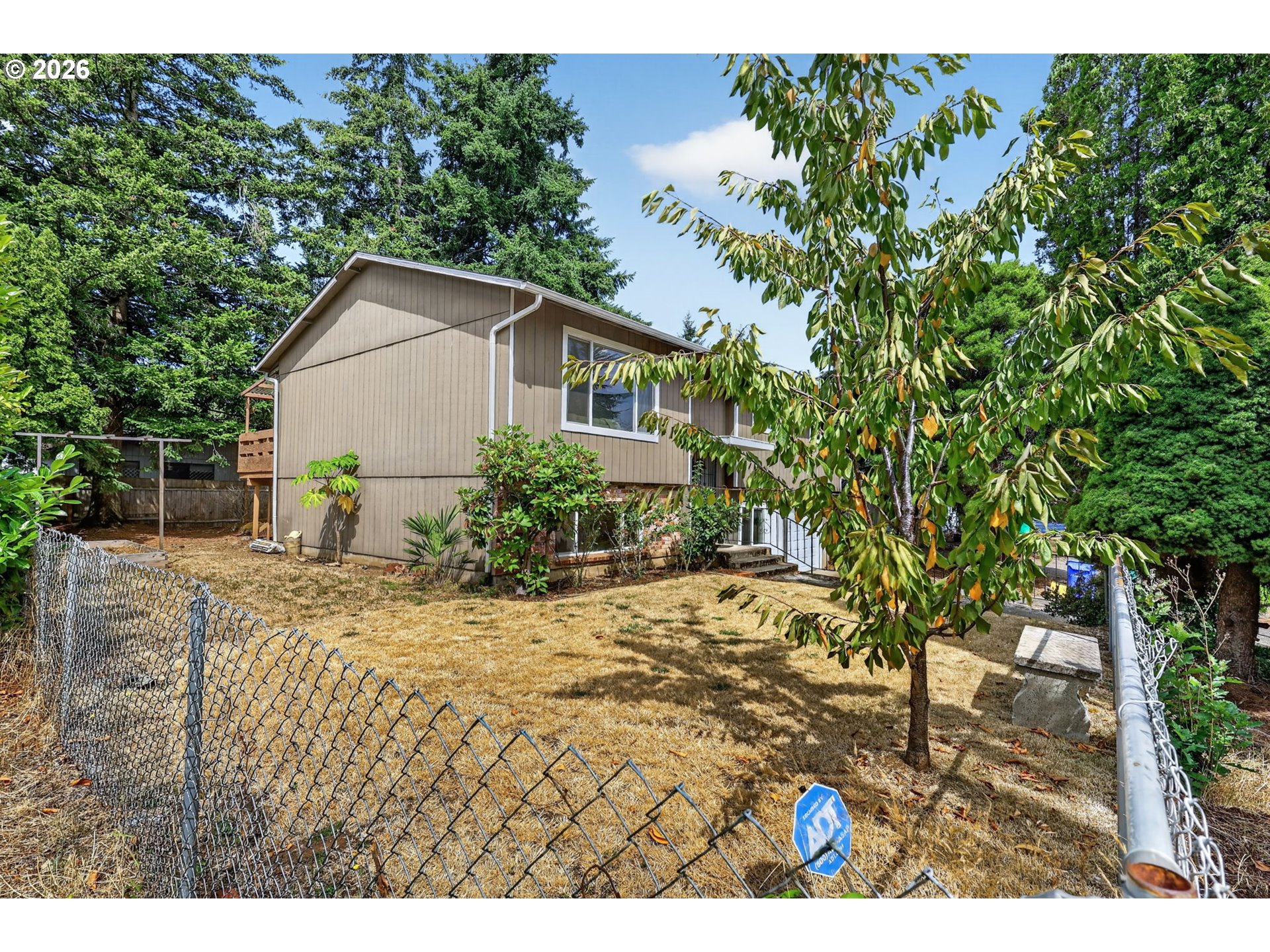 15 NE 113TH PL, Portland, OR 97220, photo 5 of 48