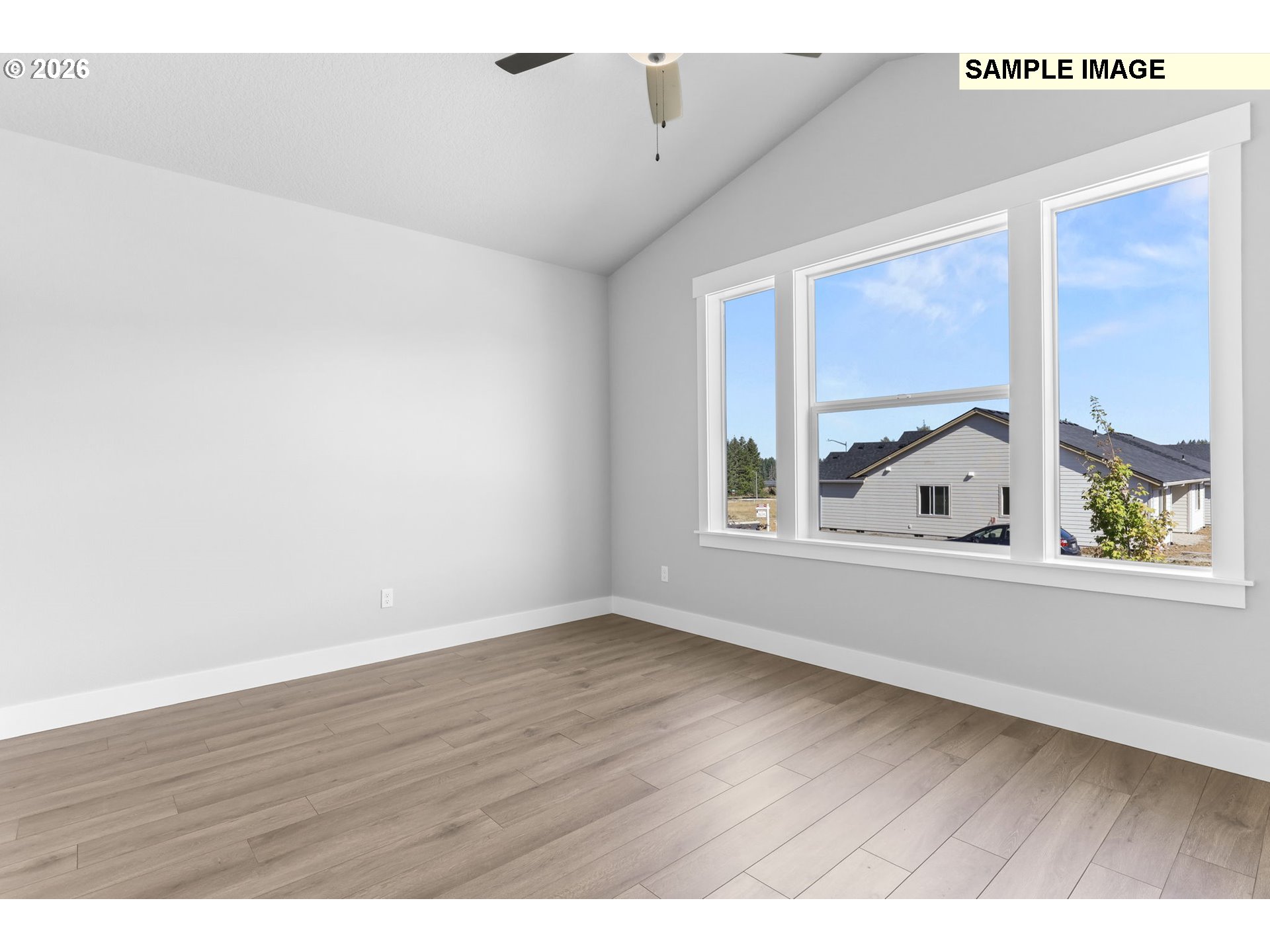 656 NE TRILLIUM DR, Estacada, OR 97023, photo 3 of 48