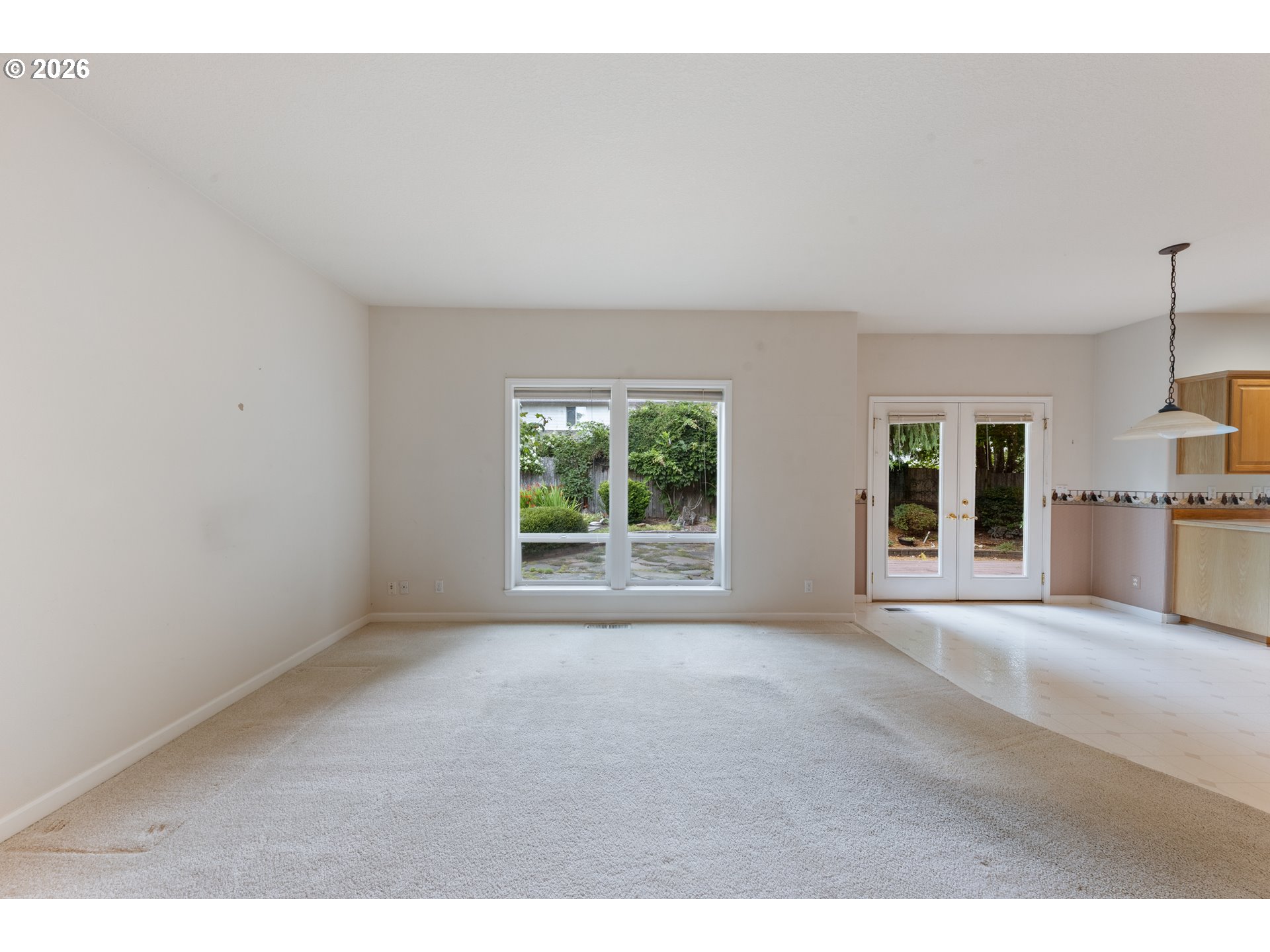 310 NW FOXGLOVE ST, Dallas, OR 97338, photo 8 of 48