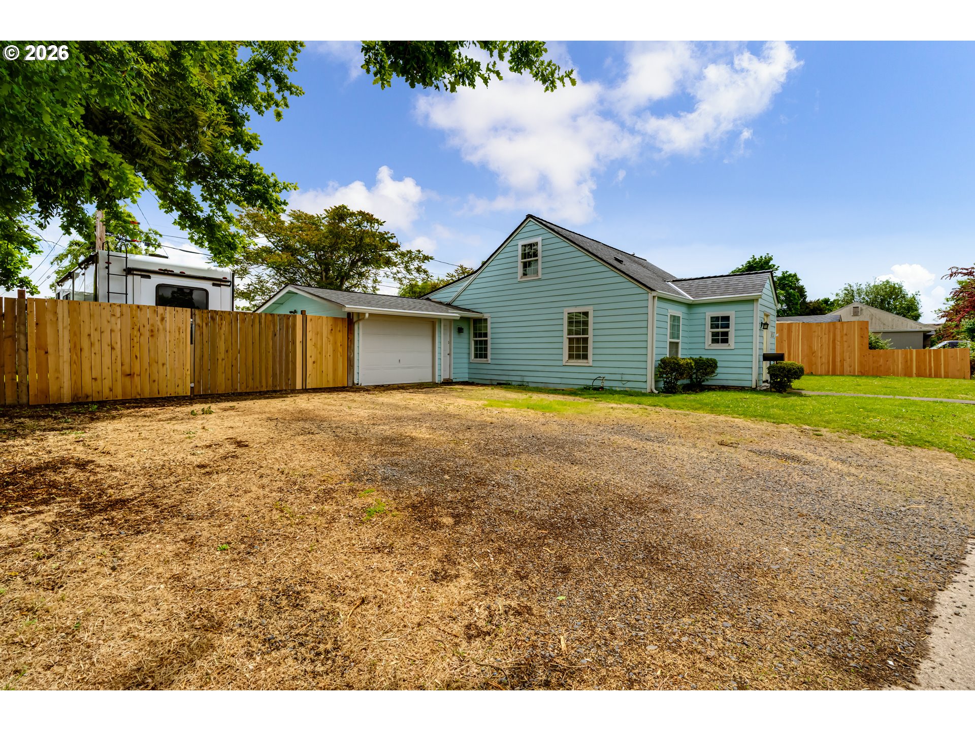 525 21ST ST, Springfield, OR 97477, photo 3 of 33