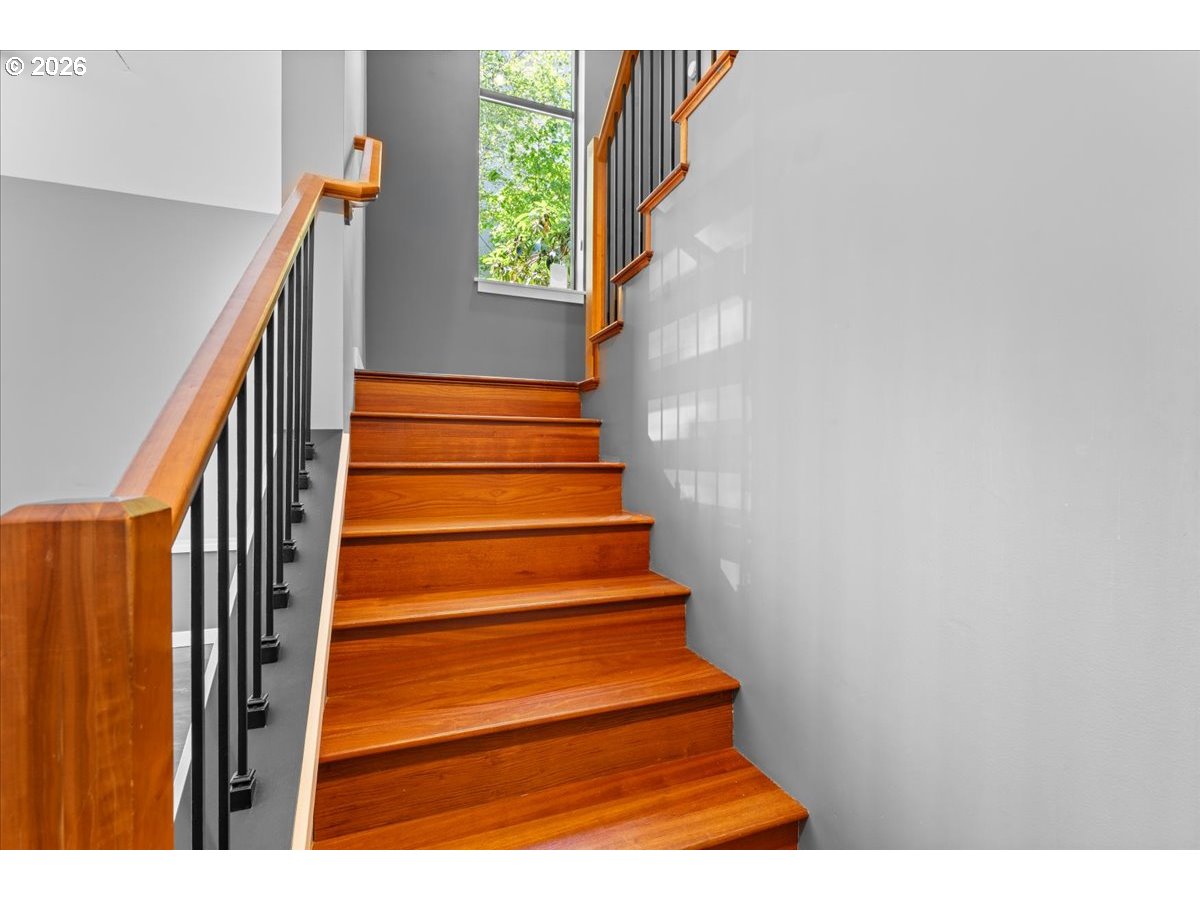 2140 NW 16th AVE, Portland, OR 97209, photo 5 of 35