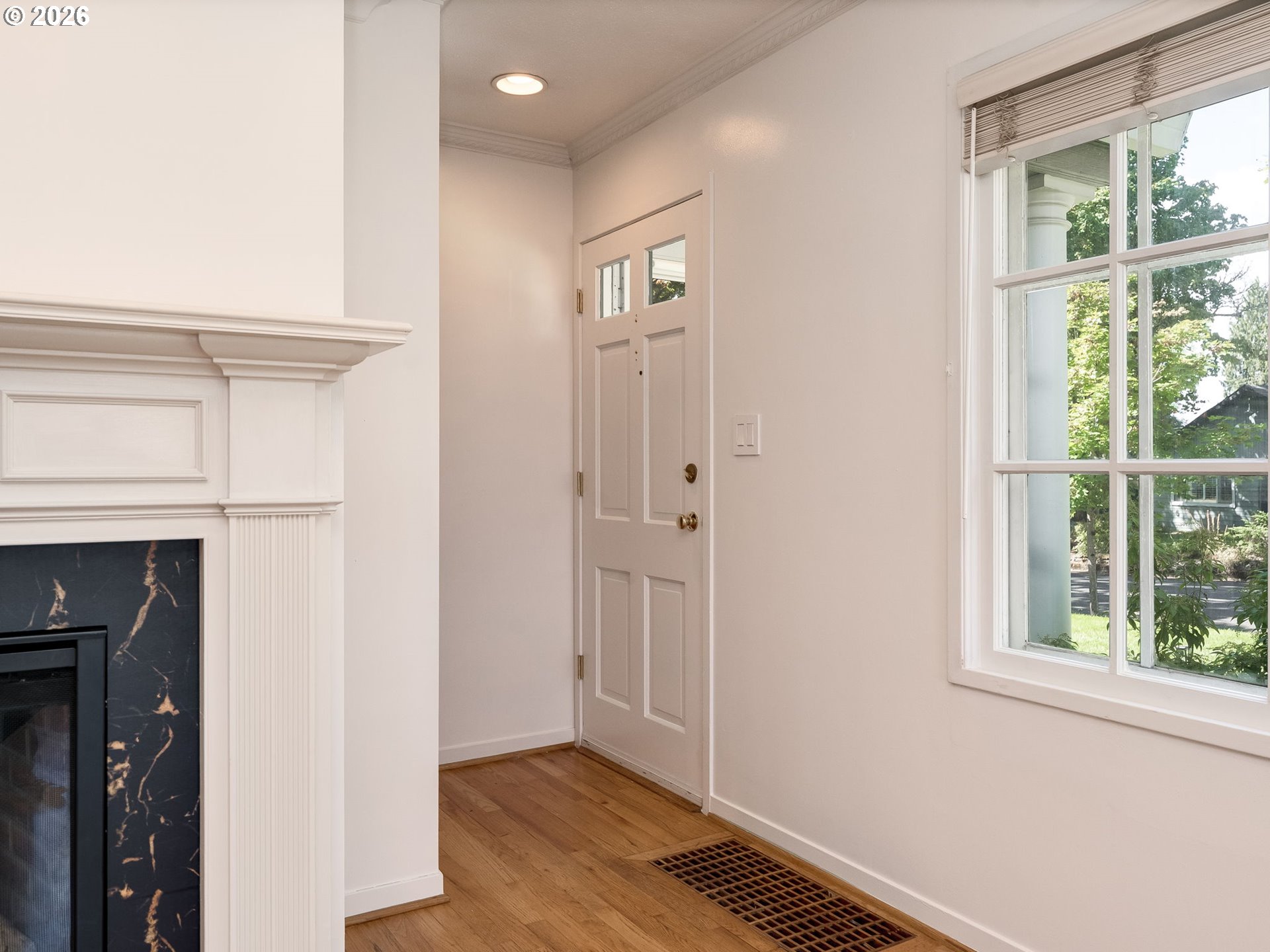 4001 NW GRANT ST, Vancouver, WA 98660, photo 5 of 48