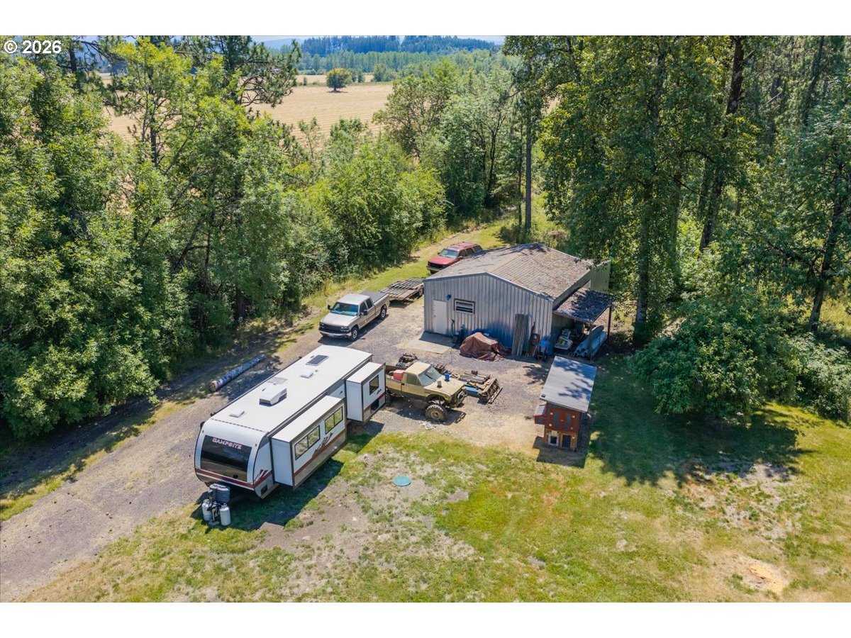 29727 SANTIAM TERRACE RD, Lebanon, OR 97355, photo 3 of 35
