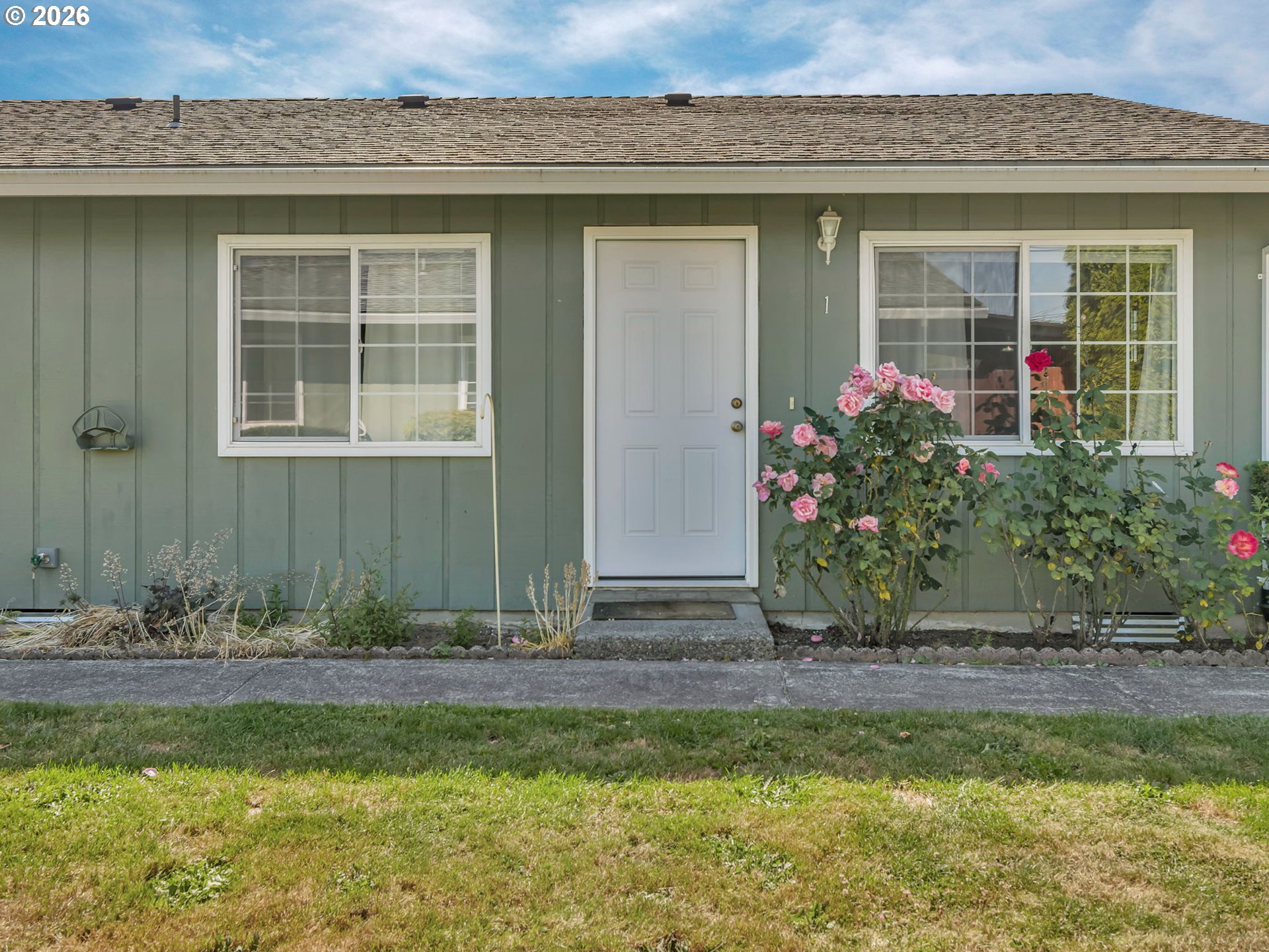 154 S 21ST ST, St. Helens, OR 97051, photo 6 of 48