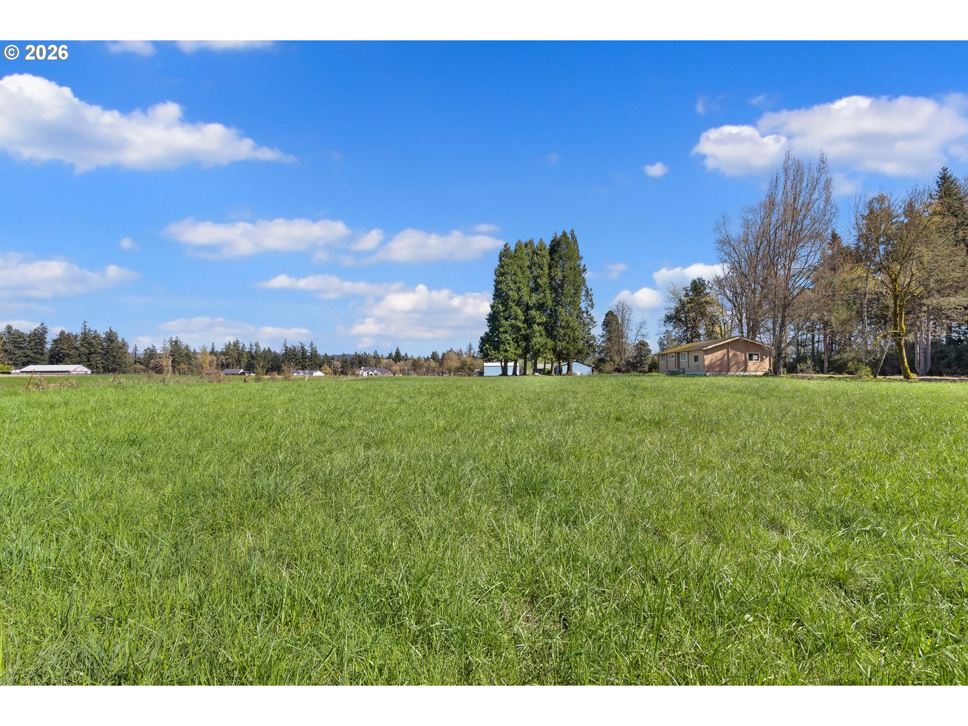 5565 SW KRUSE RD, Wilsonville, OR 97070, photo 7 of 35