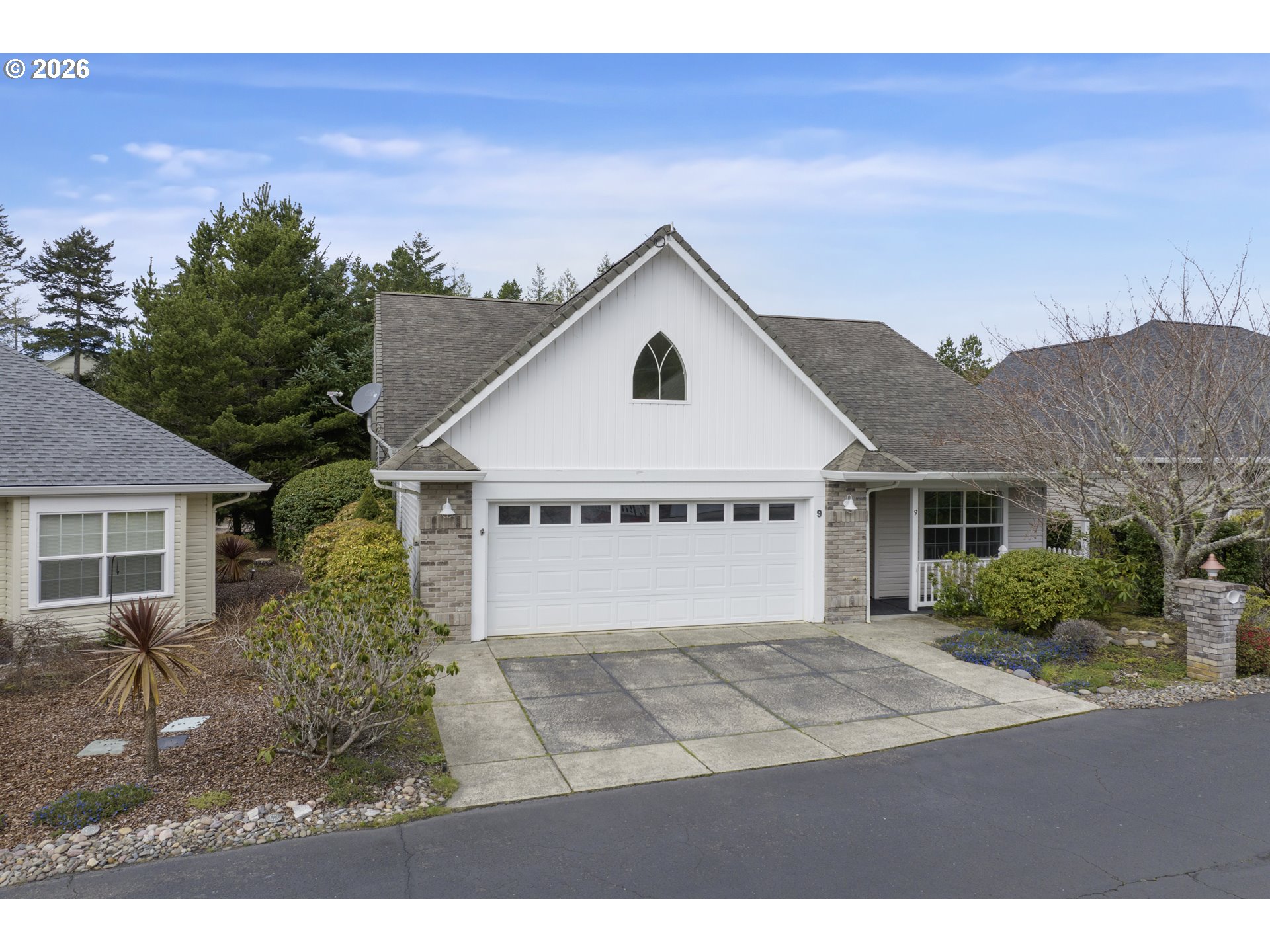 9 WATERFORD DOWNS, Florence, OR 97439, photo 3 of 48