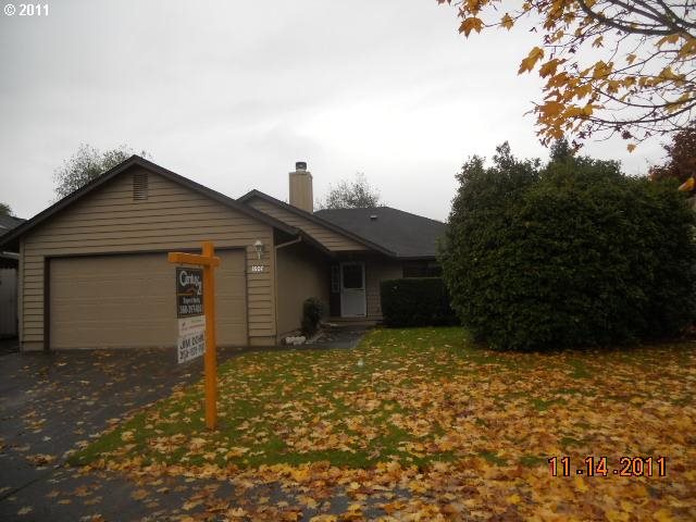 1807 NE 152nd St