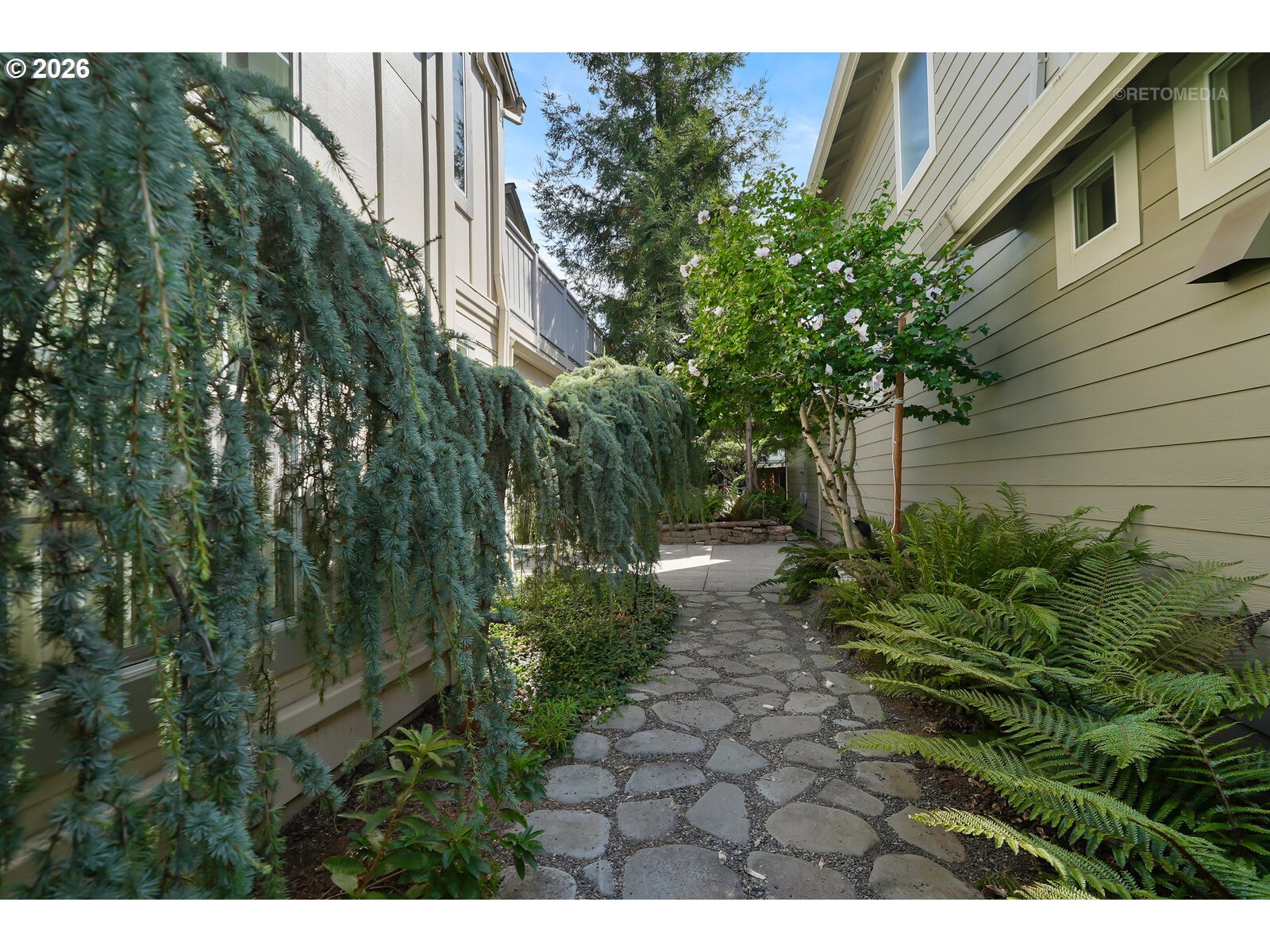 6293 NE COPPER BEECH DR, Hillsboro, OR 97124, photo 5 of 43