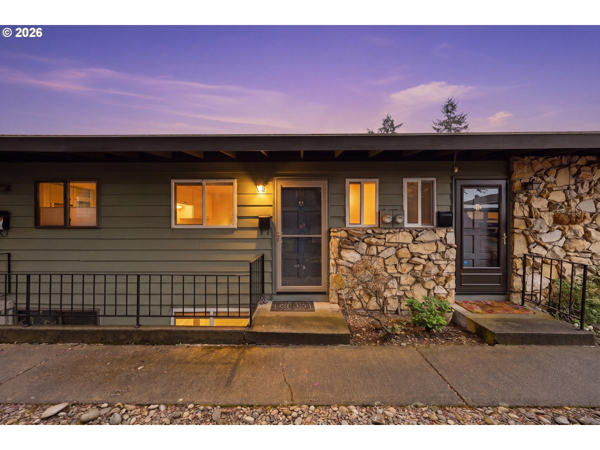 1550 SE LAVA DR 9, Milwaukie, OR 97222, photo 3 of 39