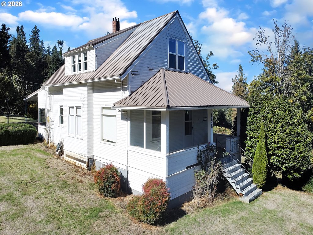 698 Grandview AVE