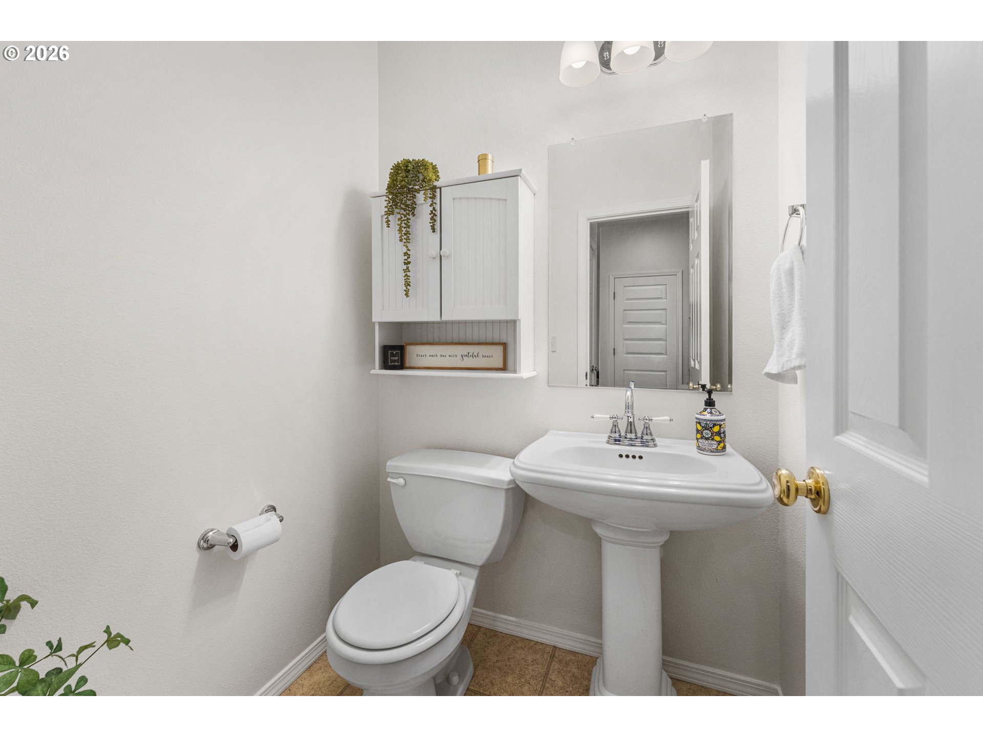 807 SE 197TH AVE, Camas, WA 98607, photo 8 of 41