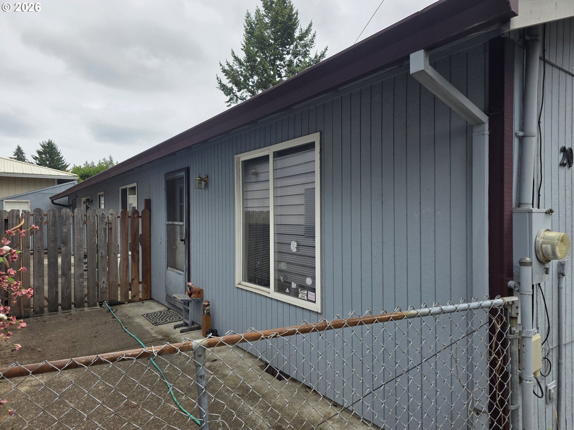 22 SE 136TH AVE, Portland, OR 97233, photo 4 of 22