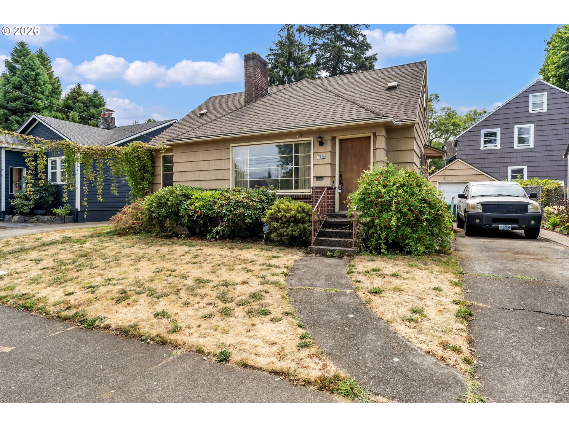 1926 N WILLAMETTE BLVD, Portland, OR 97217, photo 2 of 39