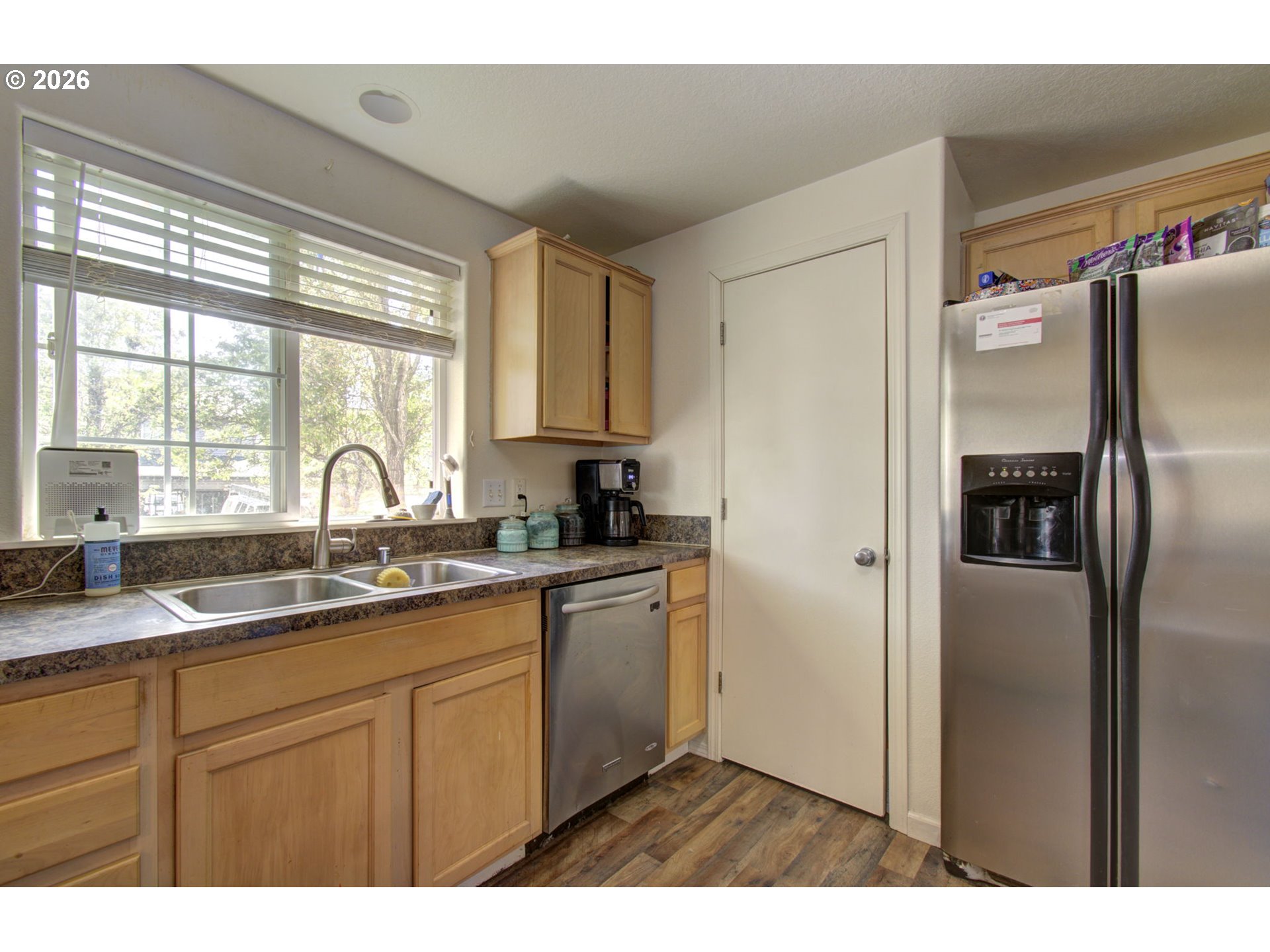 1138 W 29TH ST, Vancouver, WA 98660, photo 5 of 20