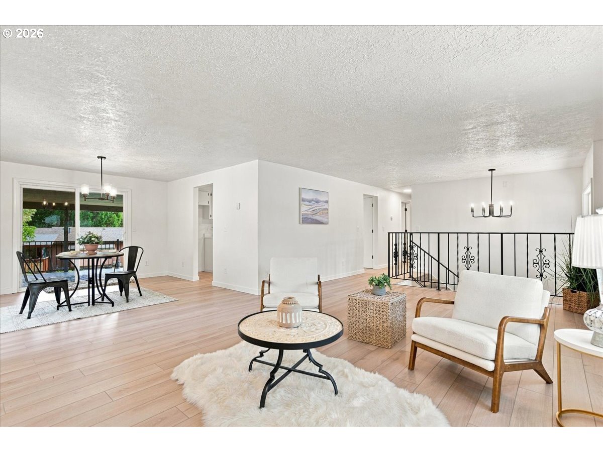 605 NE 8TH AVE, Battle Ground, WA 98604, photo 6 of 29