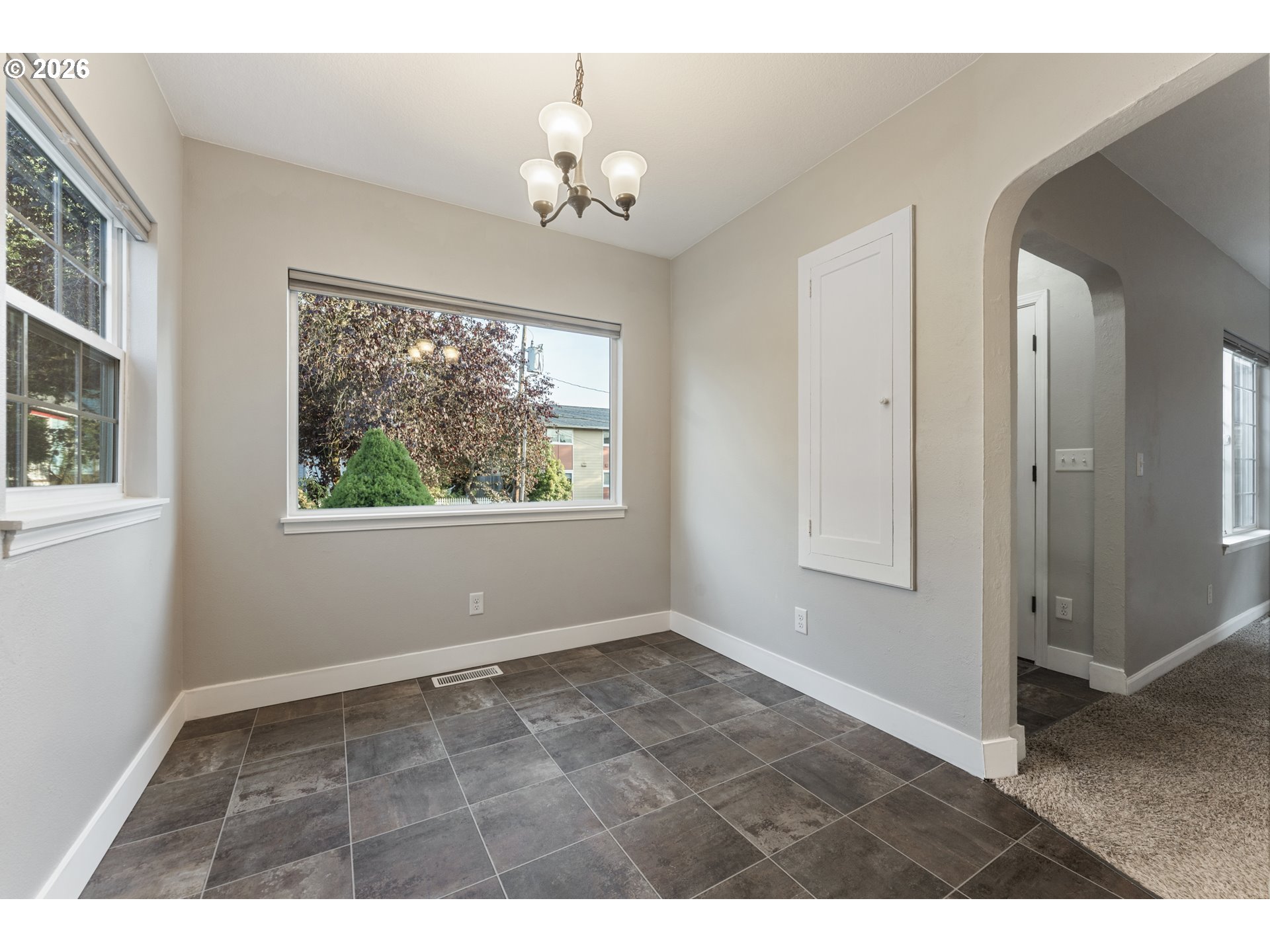 900 W 16TH ST, Vancouver, WA 98660, photo 5 of 19