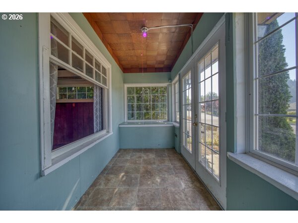 1090 FIR AVE, Reedsport, OR 97467, photo 2 of 40