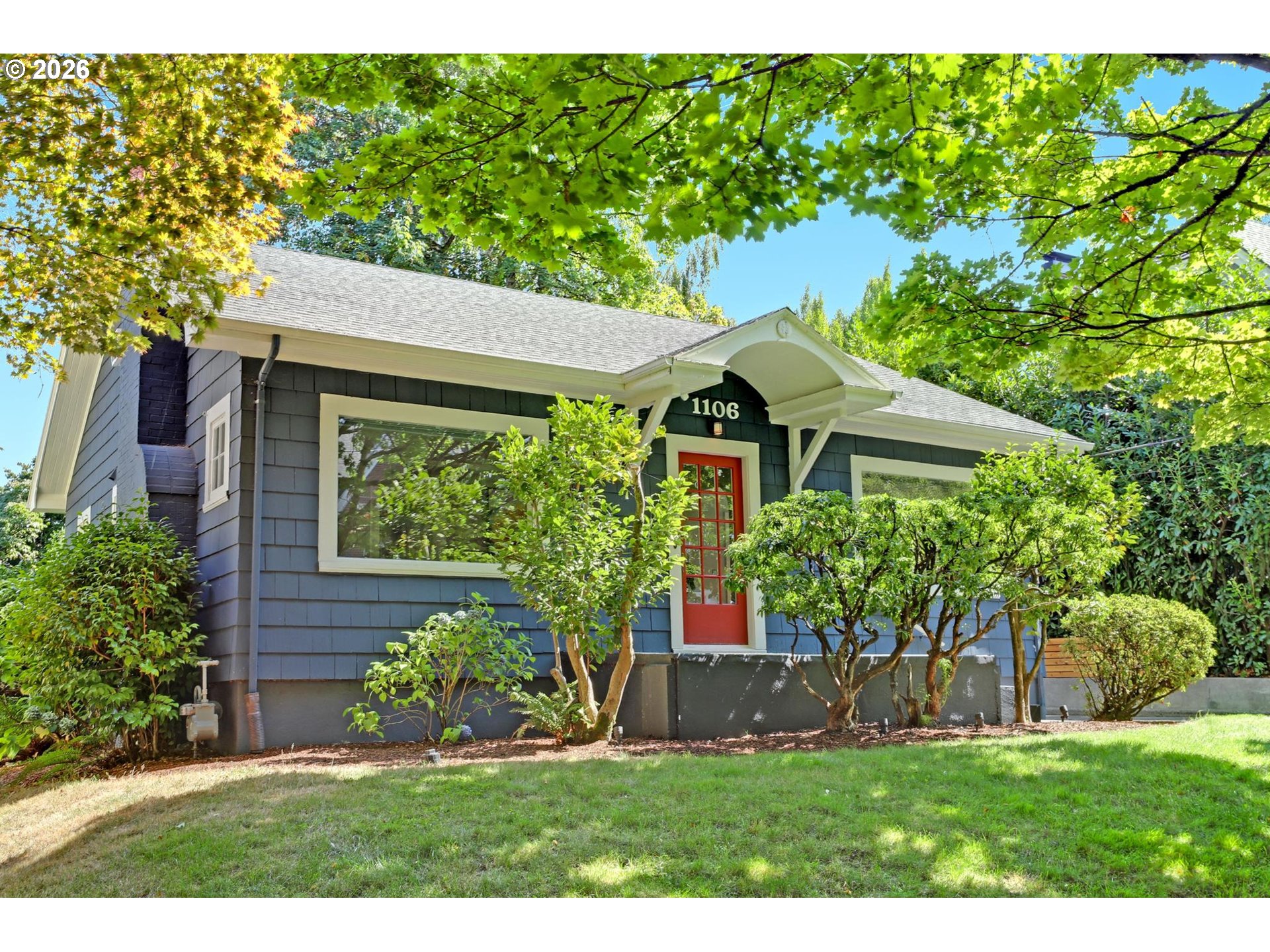 1106 NE 33RD AVE, Portland, OR 97232, photo 3 of 37