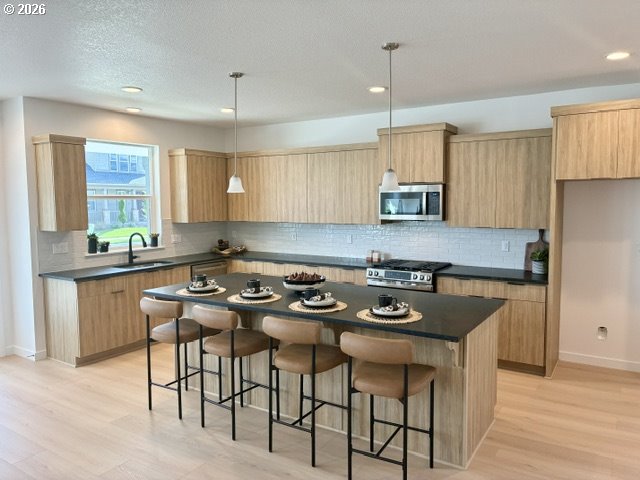 8265 SE Quincy ST, Hillsboro, OR 97123, photo 4 of 15