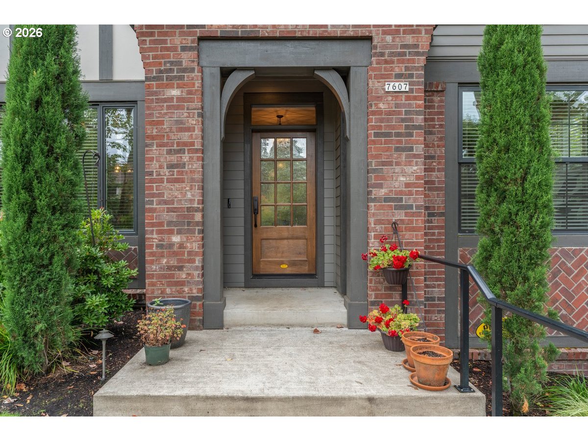 7607 SE 31ST AVE, Portland, OR 97202, photo 2 of 48
