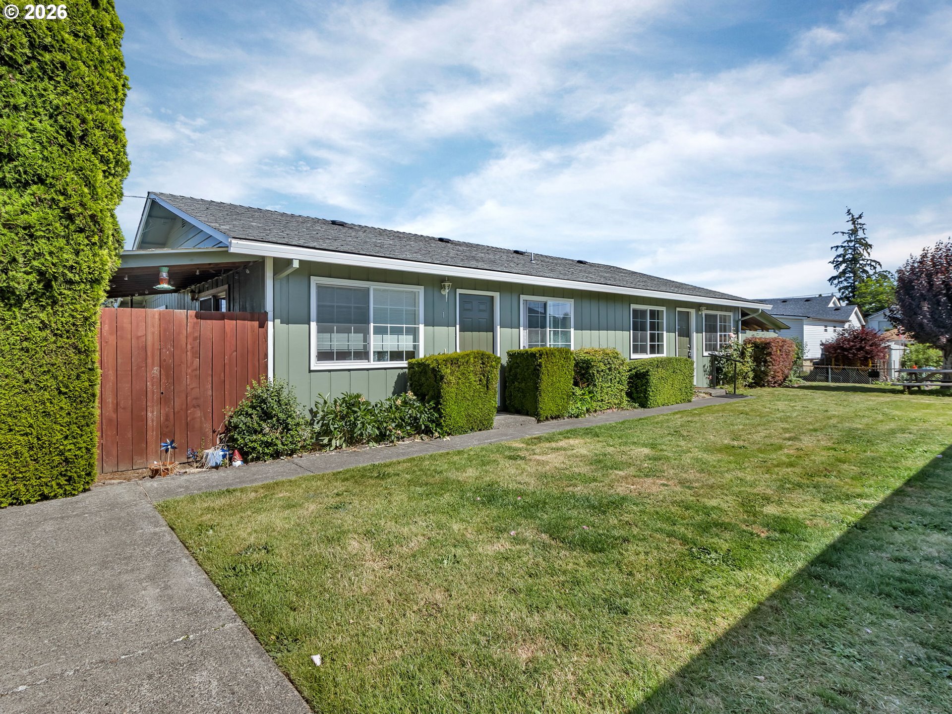 154 S 21ST ST, St. Helens, OR 97051, photo 2 of 48