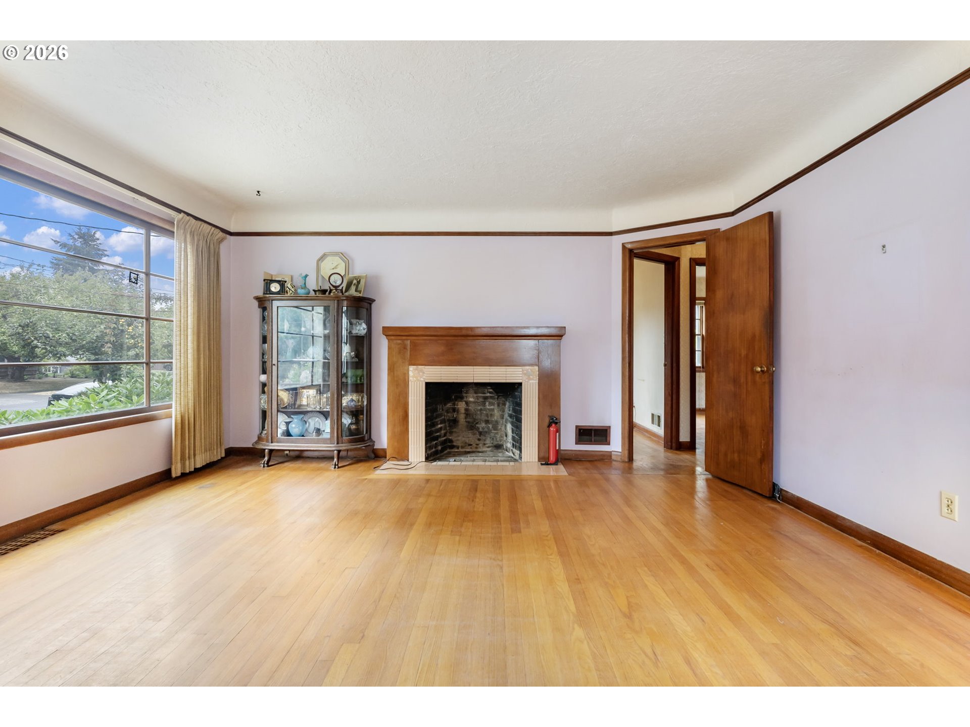 1926 N WILLAMETTE BLVD, Portland, OR 97217, photo 5 of 39
