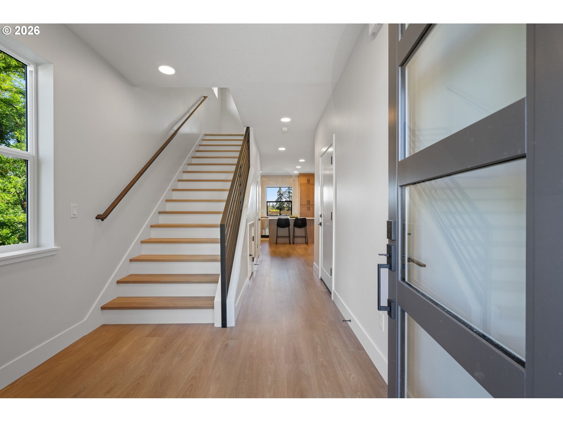 2902 E McLoughlin BLVD 1, Vancouver, WA 98661, photo 3 of 39