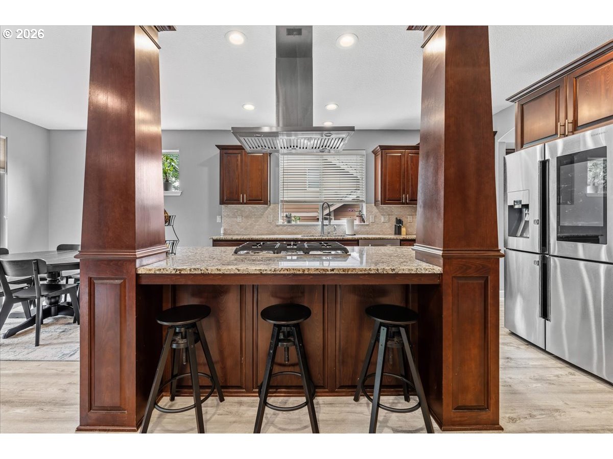 9385 SE HAMILTON LN, Happy Valley, OR 97086, photo 8 of 37