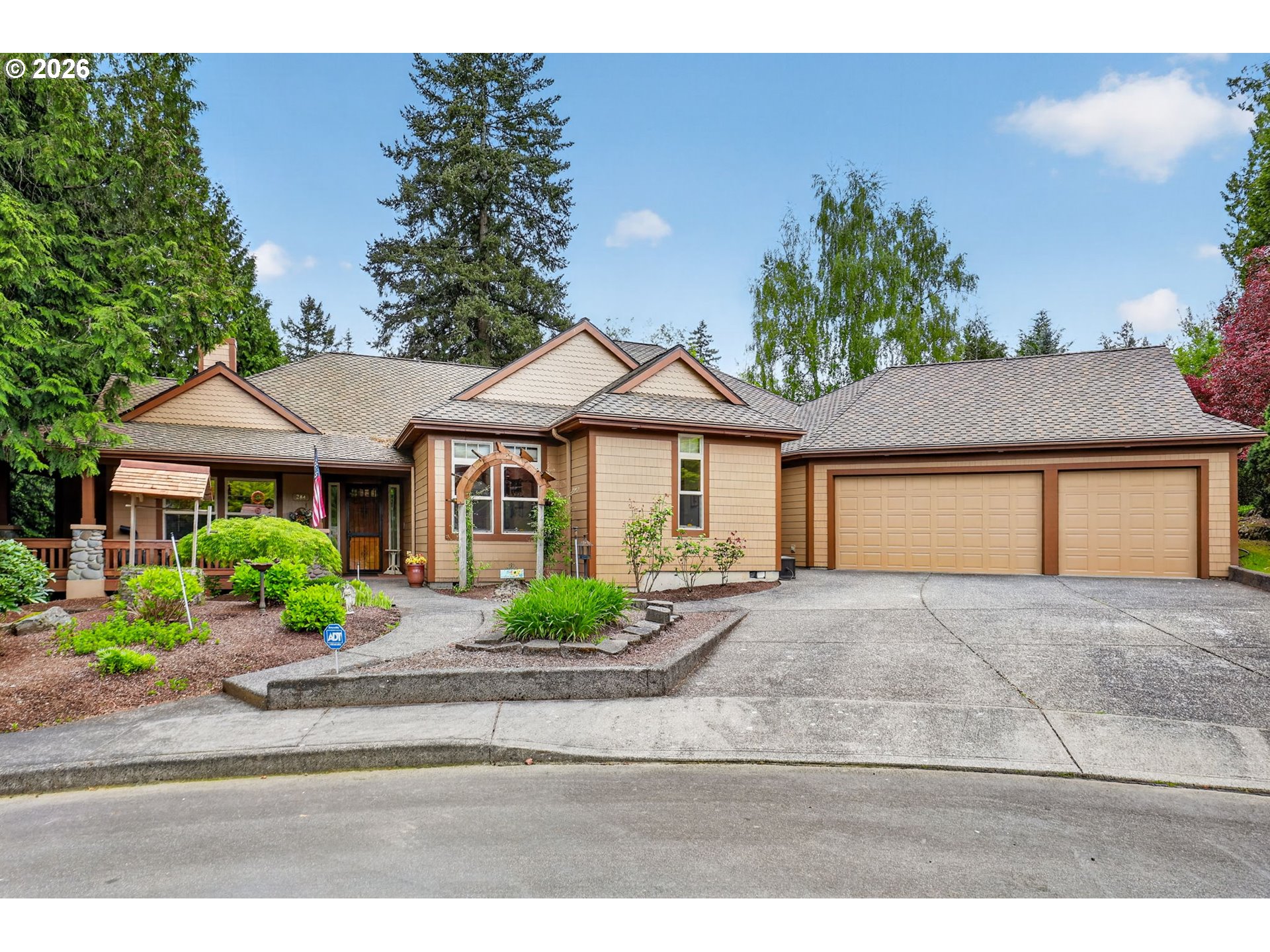284 SE 41ST CT, Gresham, OR 97080, photo 2 of 48