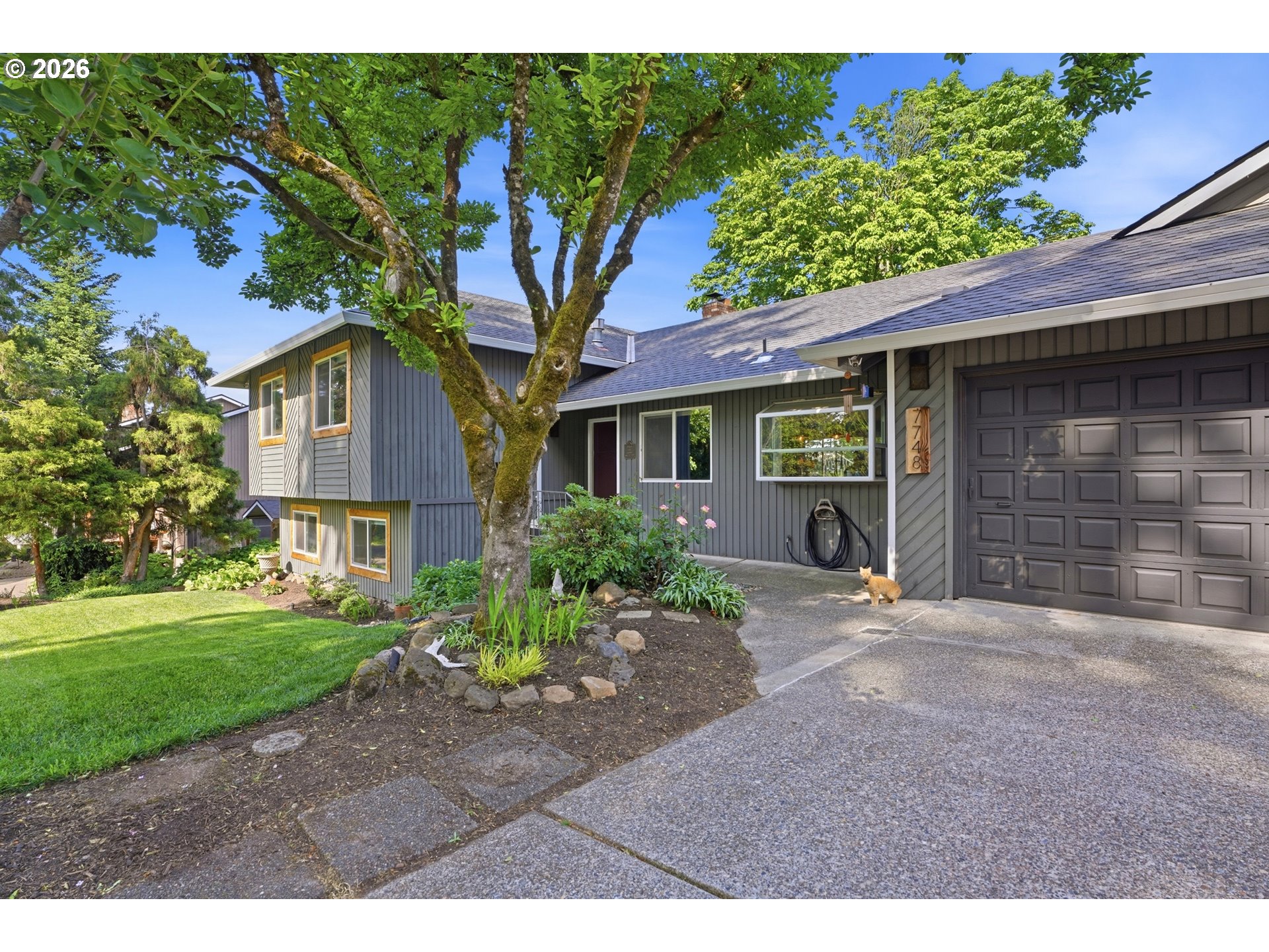 7748 BLINKHORN WAY, Gladstone, OR 97027, photo 4 of 47