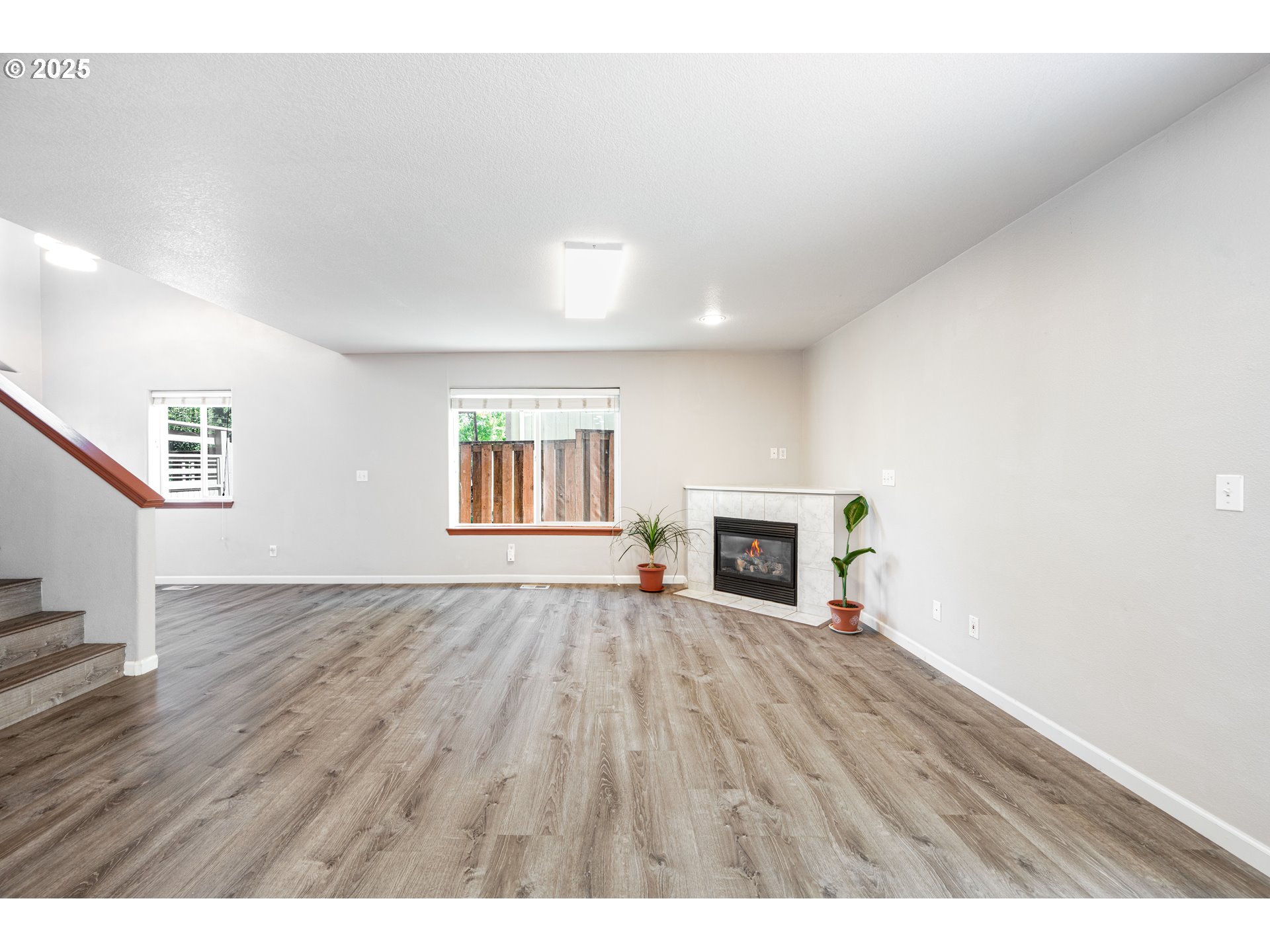9132 SE CLINTON ST, Portland, OR 97266, photo 5 of 36