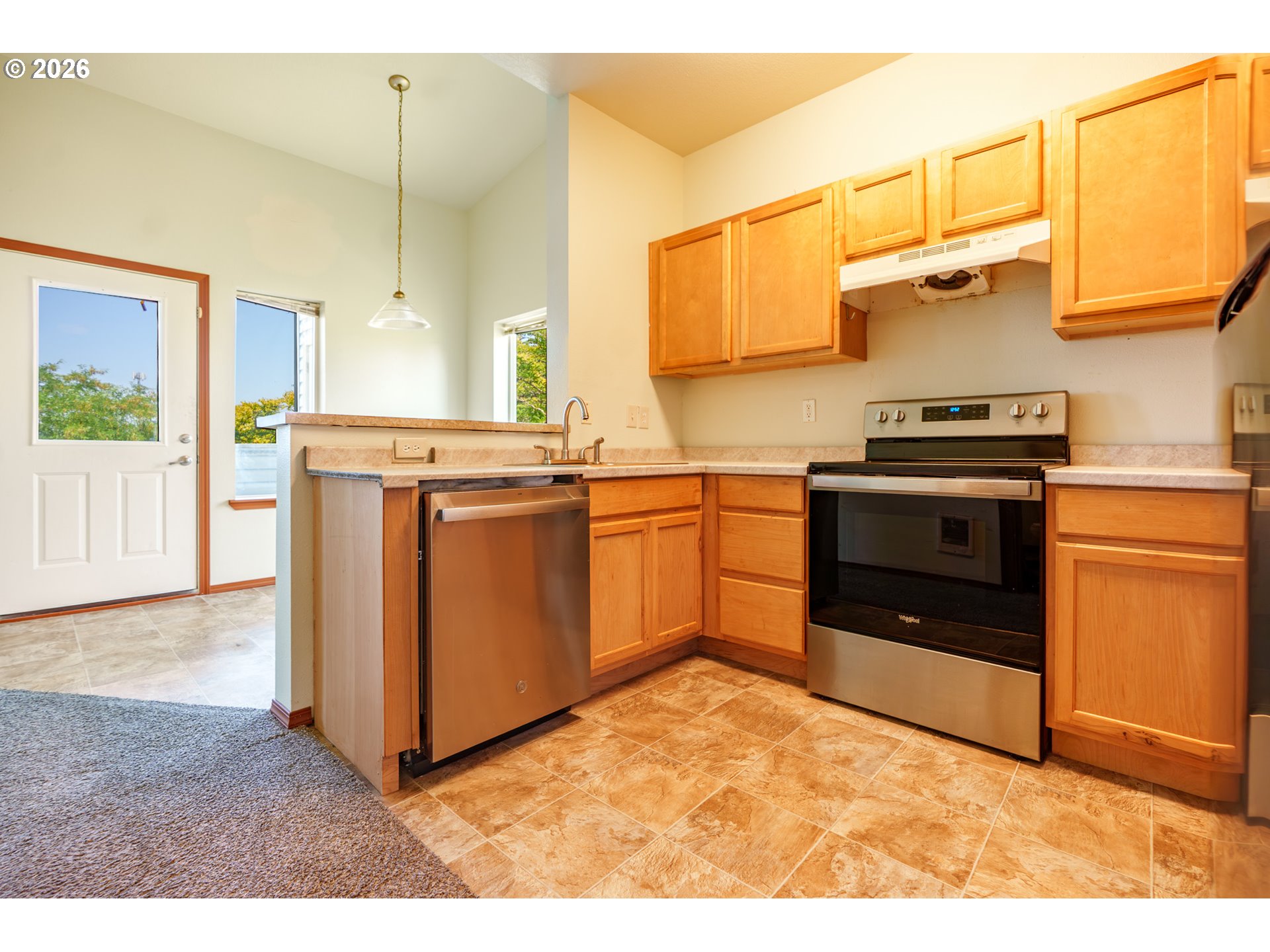 12231 SE BUSH ST, Portland, OR 97236, photo 7 of 20