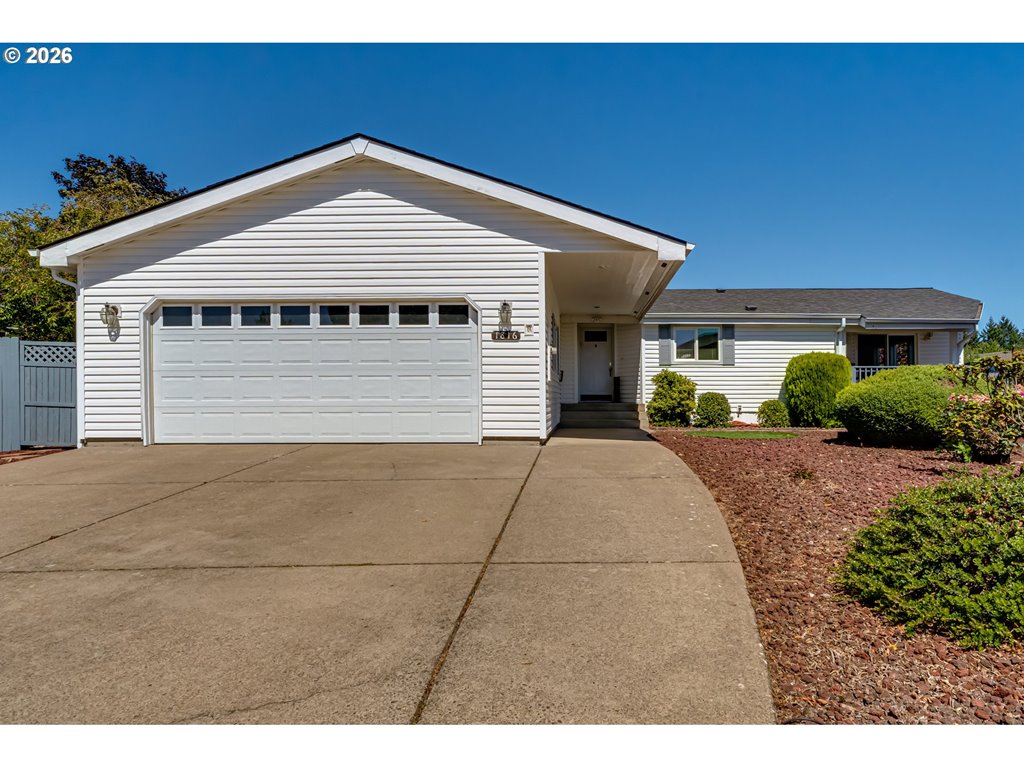 1816 Fountain Ct