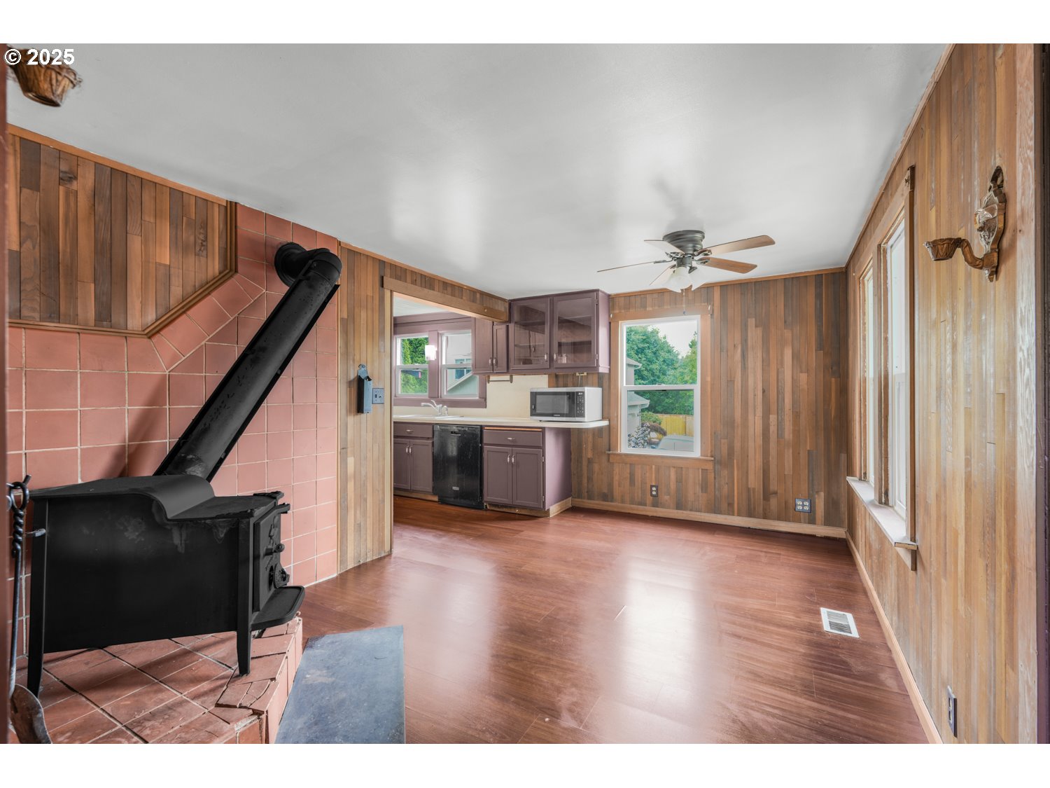 405 NE 115TH CIR, Vancouver, WA 98685, photo 8 of 35