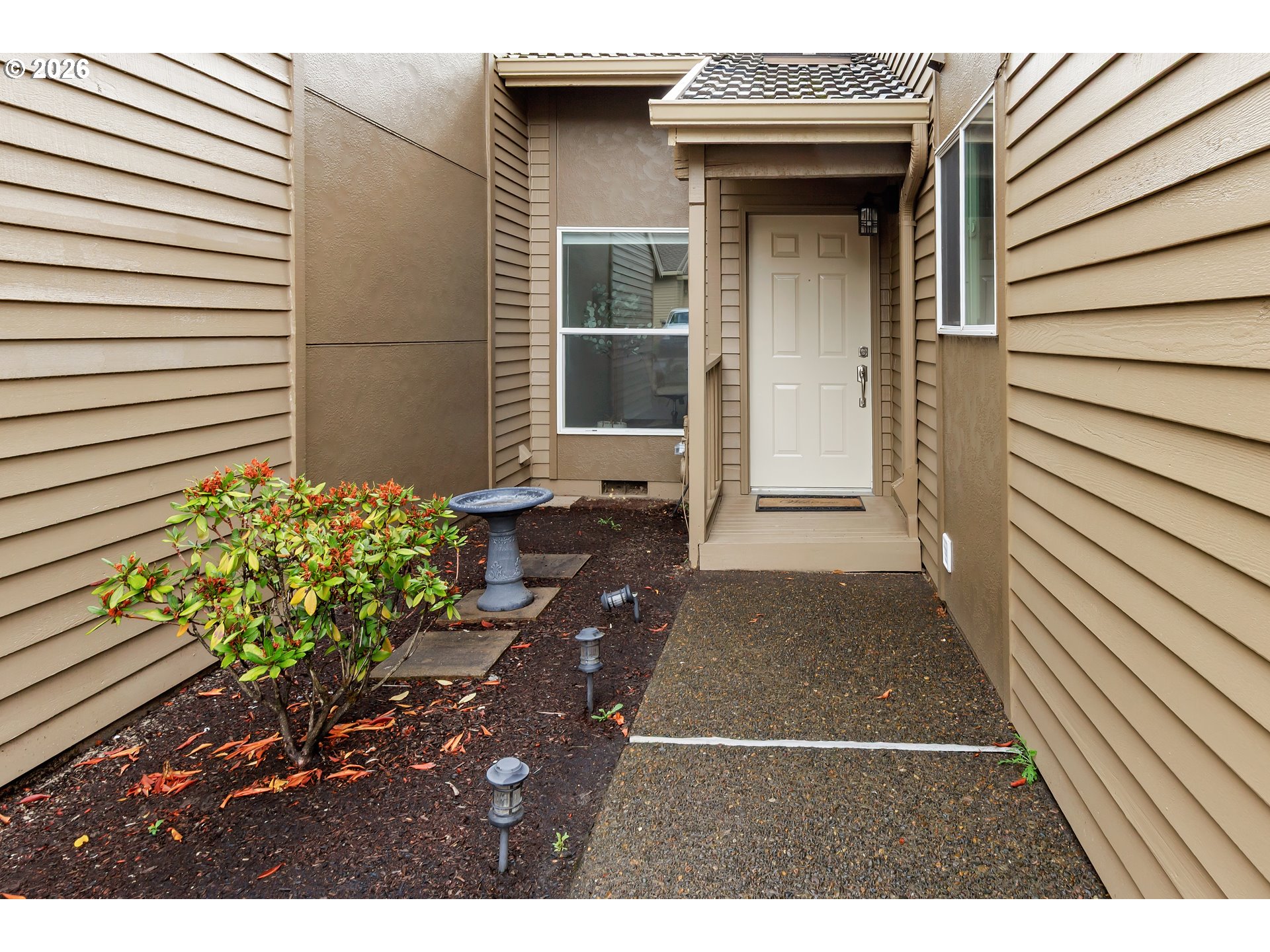12625 SW BARBERRY DR, Beaverton, OR 97008, photo 3 of 37