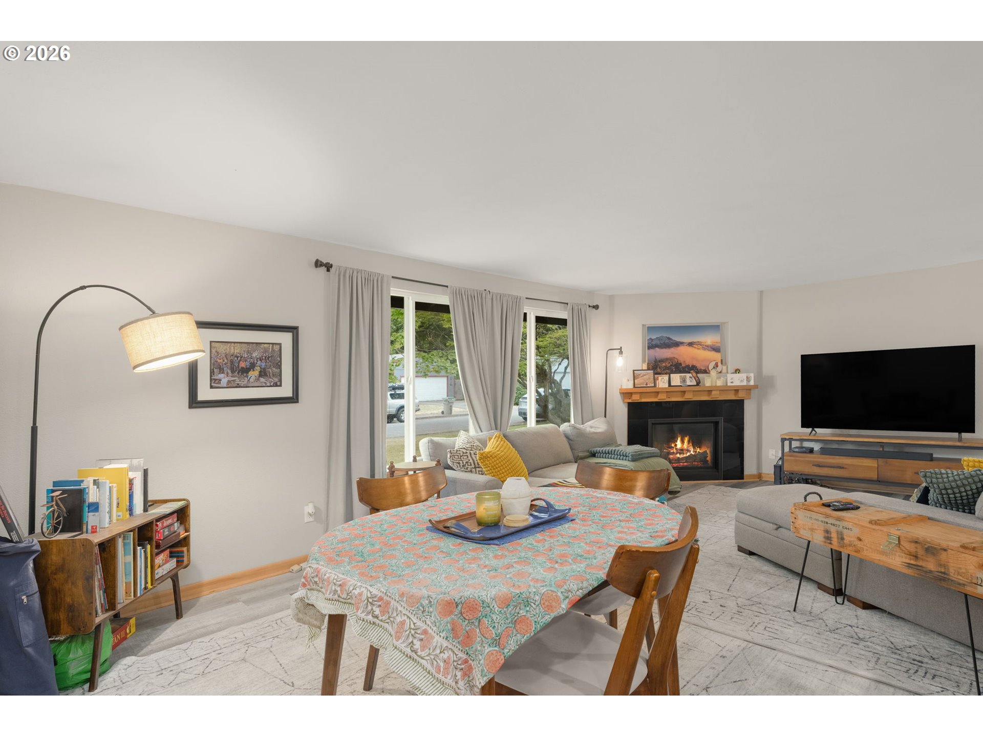 2752 MONTELLO AVE, Hood River, OR 97031, photo 6 of 33